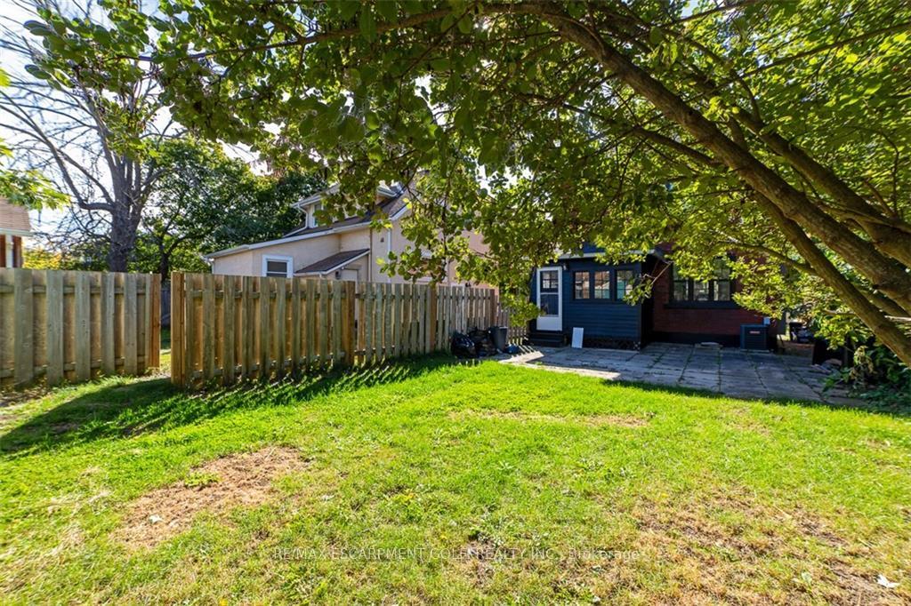 Photo 26 of 210 Maple Avenue, Welland, Broadway — HOMEH