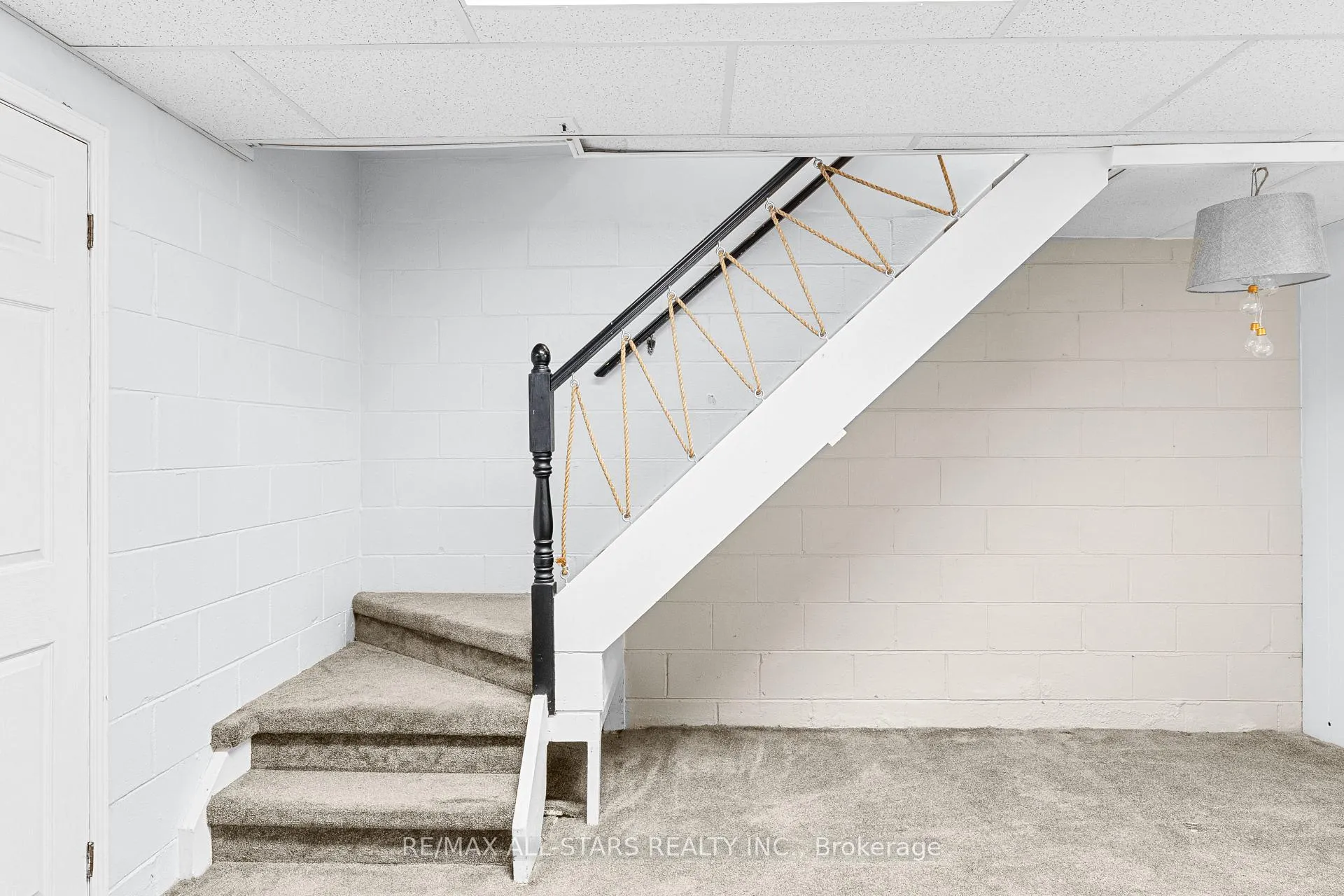 Photo 15 of 126 Marina Boulevard, Peterborough, Northcrest Ward 5 — HOMEH