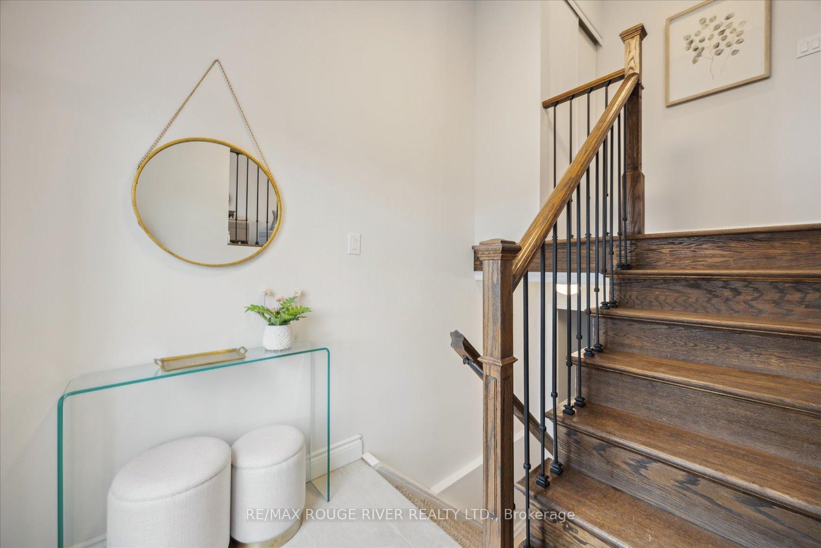 Photo 25 of 817 Bennett Crescent, Oshawa, Pinecrest — HOMEH