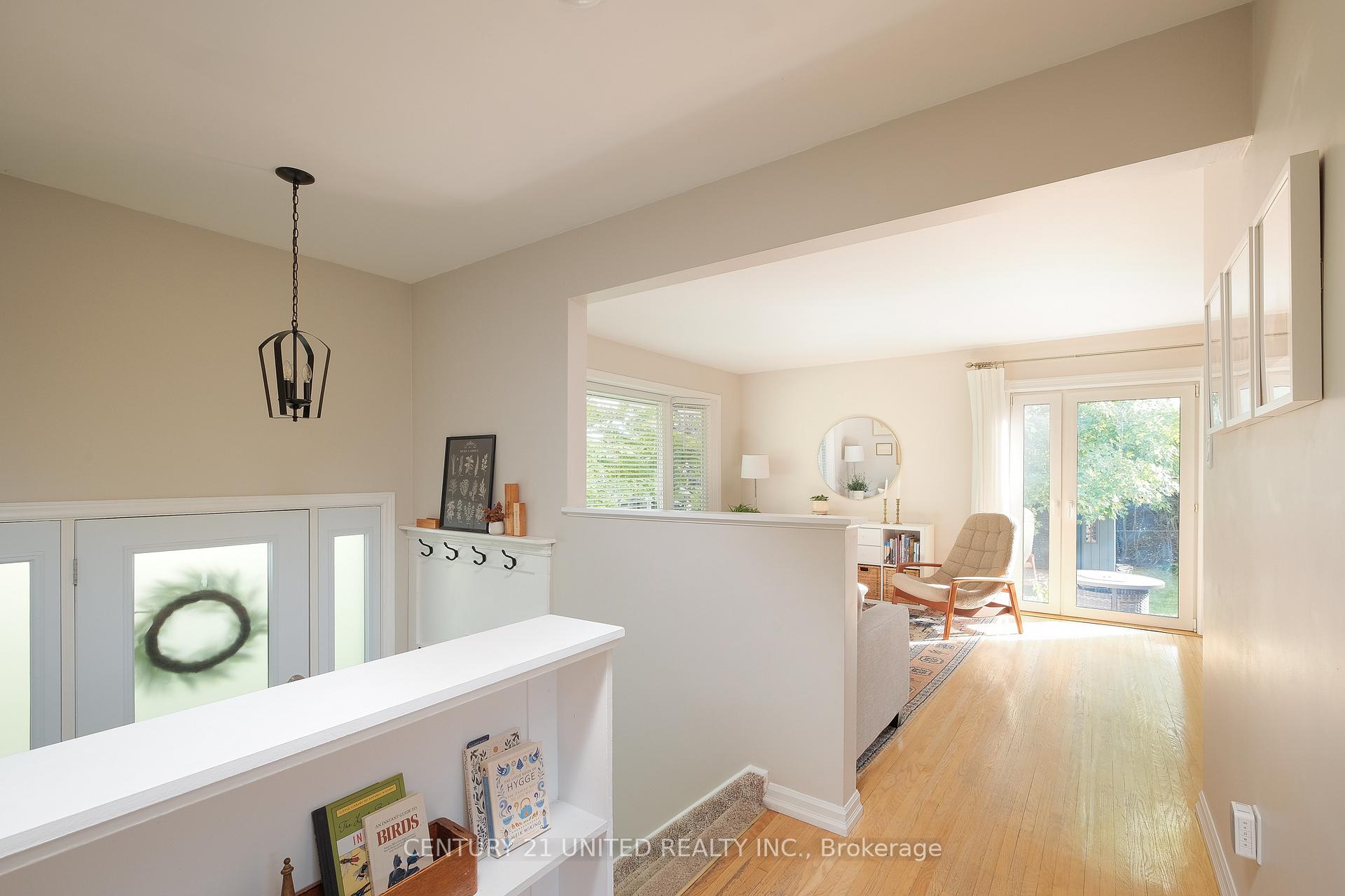 Photo 5 of 1321 Keewatin Boulevard, Peterborough, Northcrest Ward 5 — HOMEH