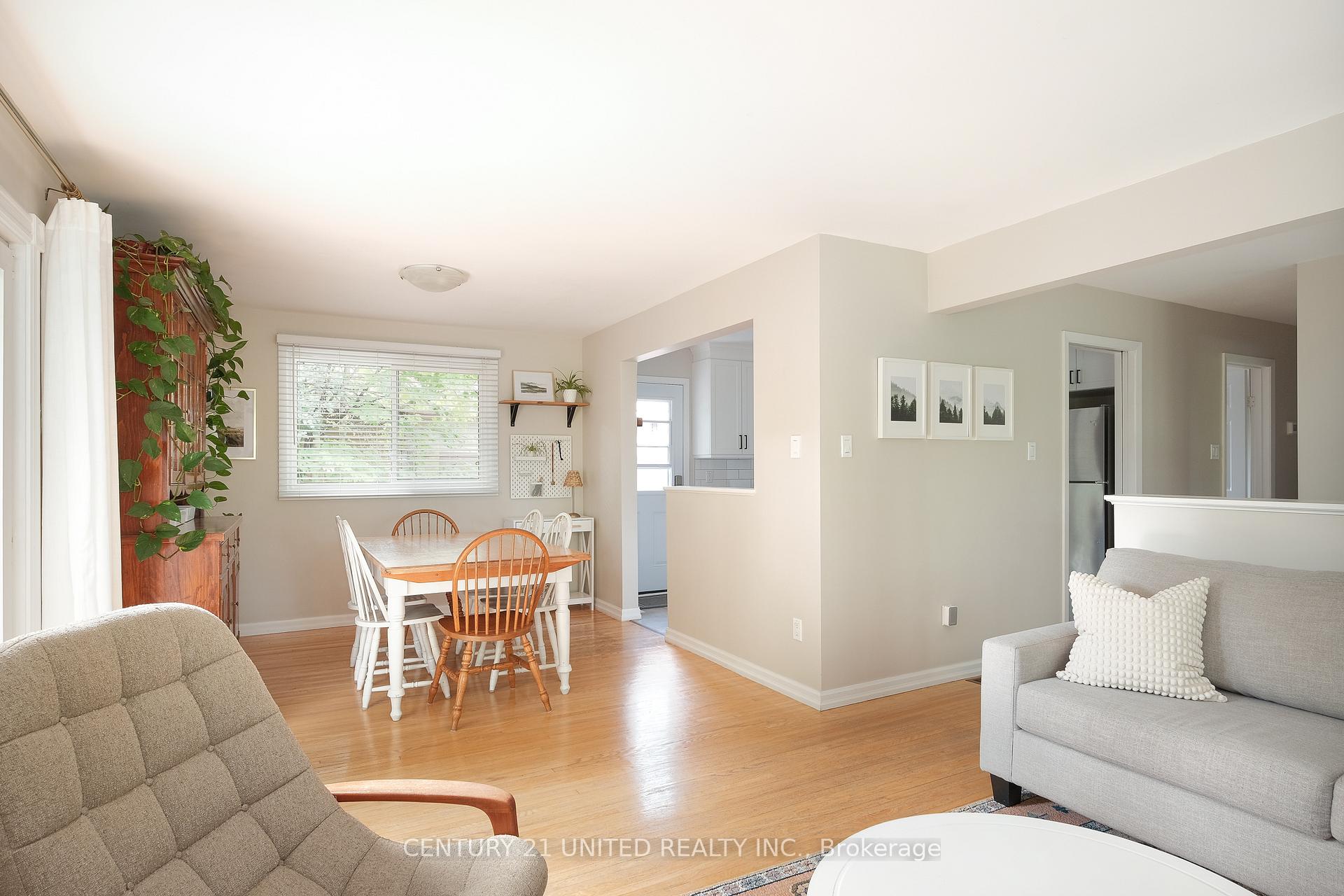 Photo 7 of 1321 Keewatin Boulevard, Peterborough, Northcrest Ward 5 — HOMEH