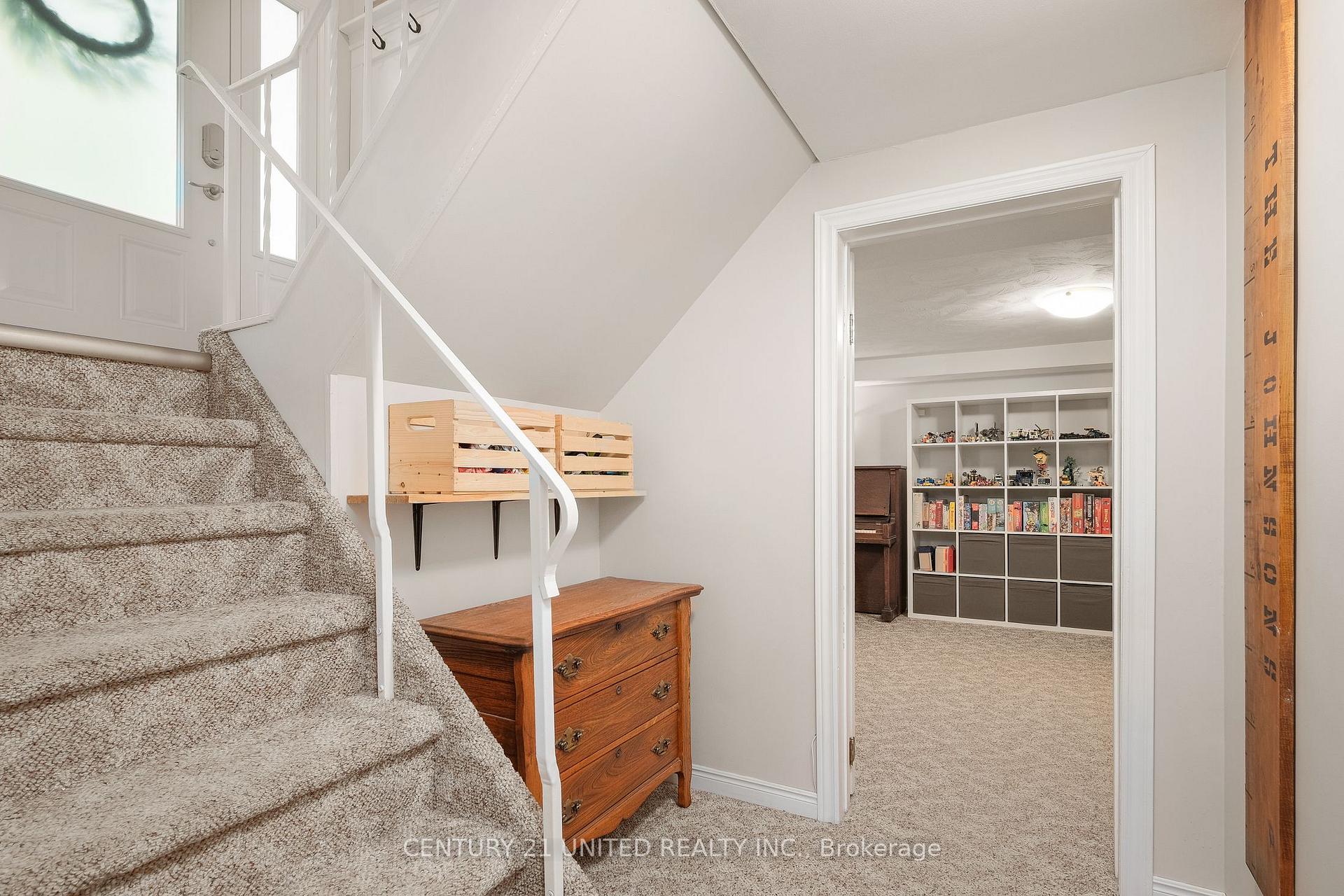 Photo 23 of 1321 Keewatin Boulevard, Peterborough, Northcrest Ward 5 — HOMEH