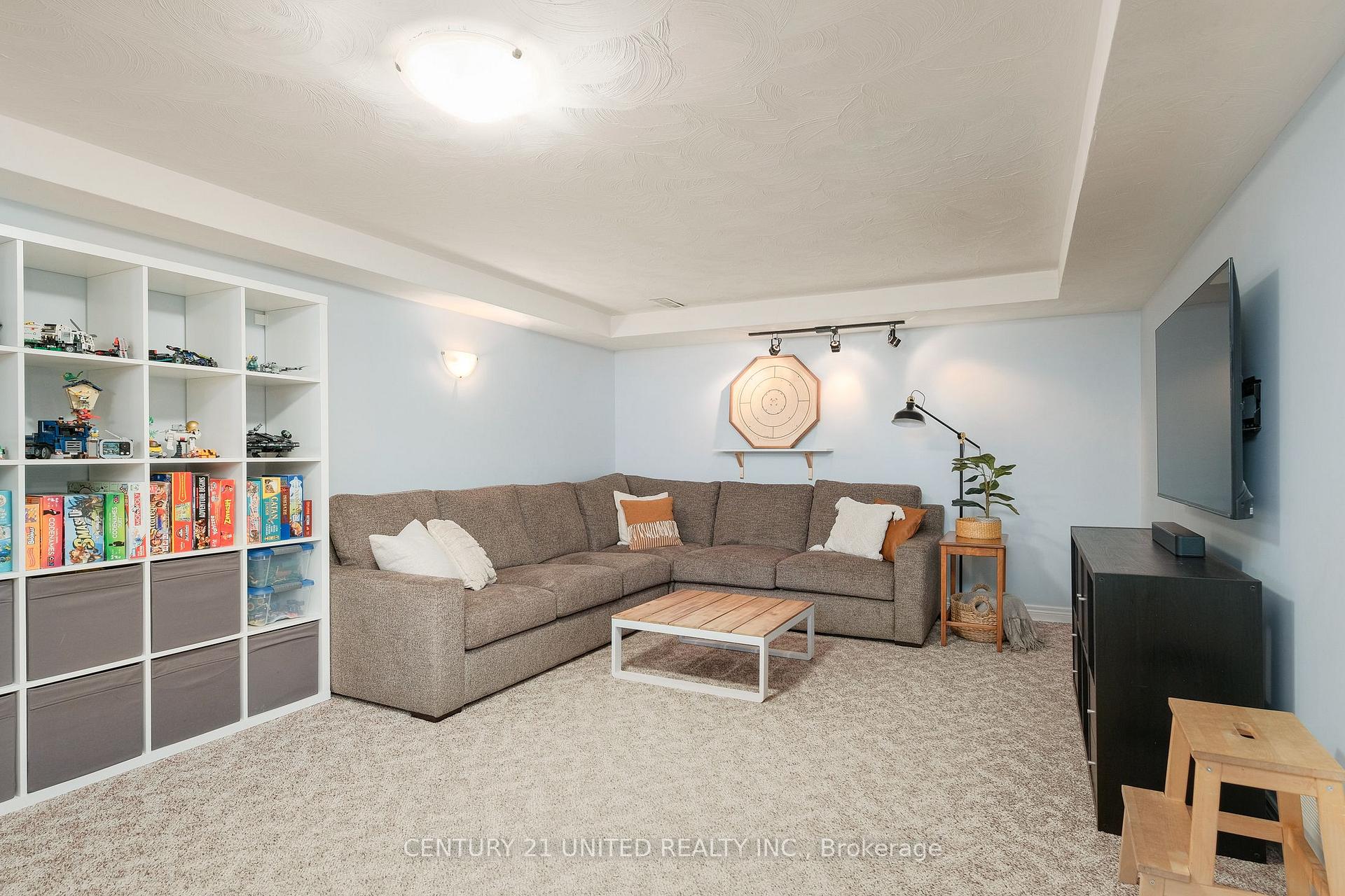 Photo 24 of 1321 Keewatin Boulevard, Peterborough, Northcrest Ward 5 — HOMEH
