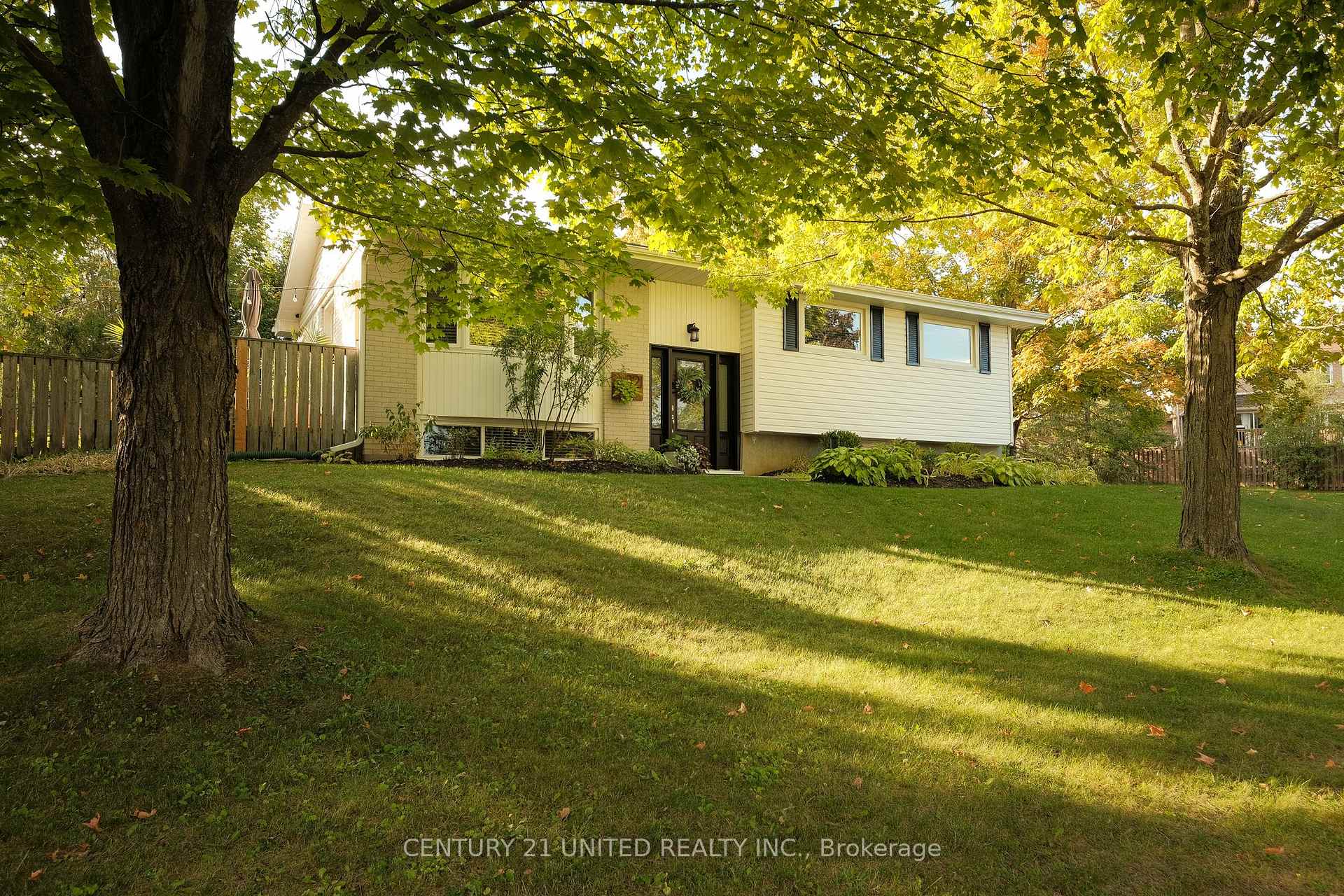 Photo 34 of 1321 Keewatin Boulevard, Peterborough, Northcrest Ward 5 — HOMEH