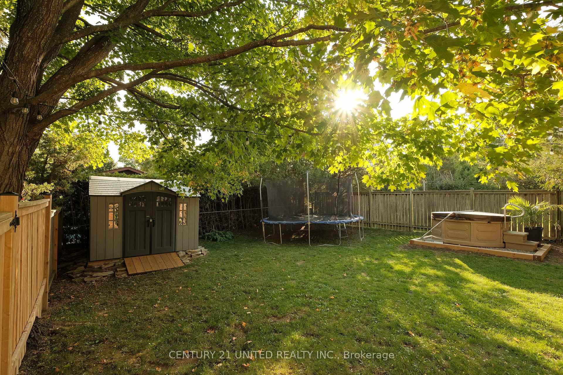 Photo 42 of 1321 Keewatin Boulevard, Peterborough, Northcrest Ward 5 — HOMEH