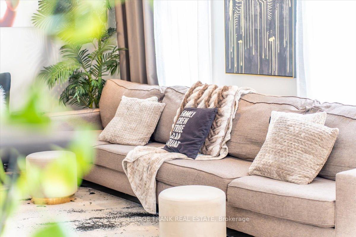 Photo 14 of 2165 Secretariat Avenue, Oshawa, Windfields — HOMEH