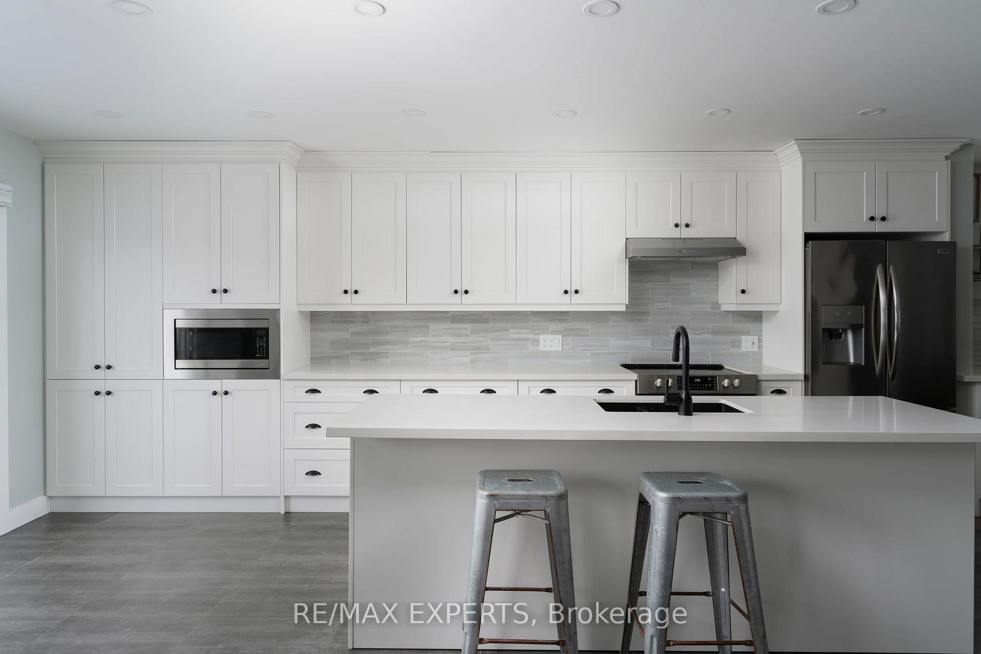 Photo 11 of 16 Bakerville Street, Whitby, Rolling Acres — HOMEH