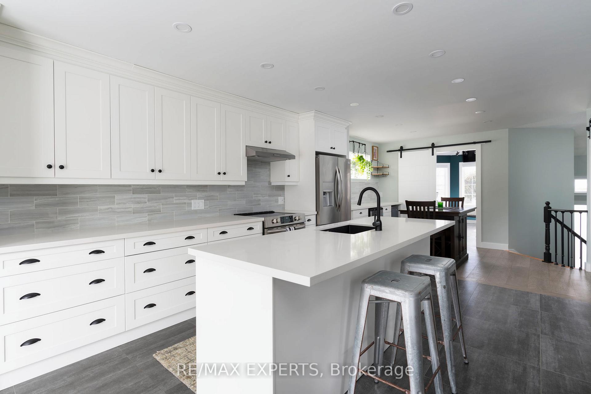 Photo 12 of 16 Bakerville Street, Whitby, Rolling Acres — HOMEH
