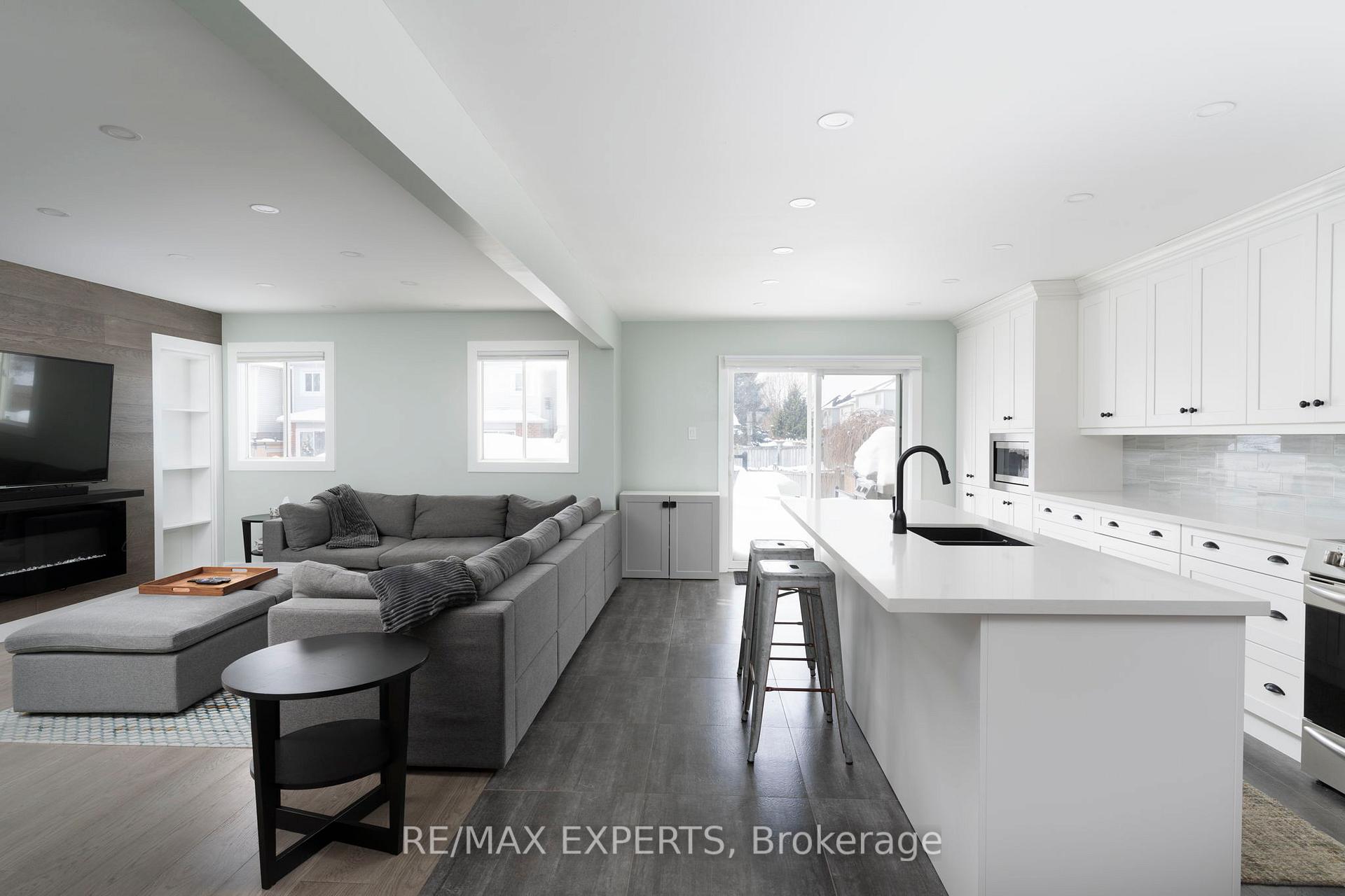 Photo 19 of 16 Bakerville Street, Whitby, Rolling Acres — HOMEH