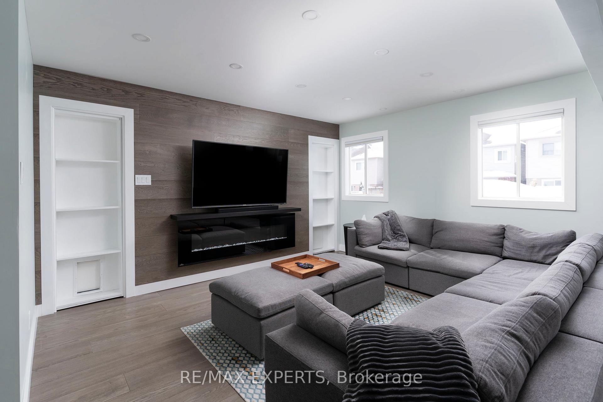 Photo 20 of 16 Bakerville Street, Whitby, Rolling Acres — HOMEH