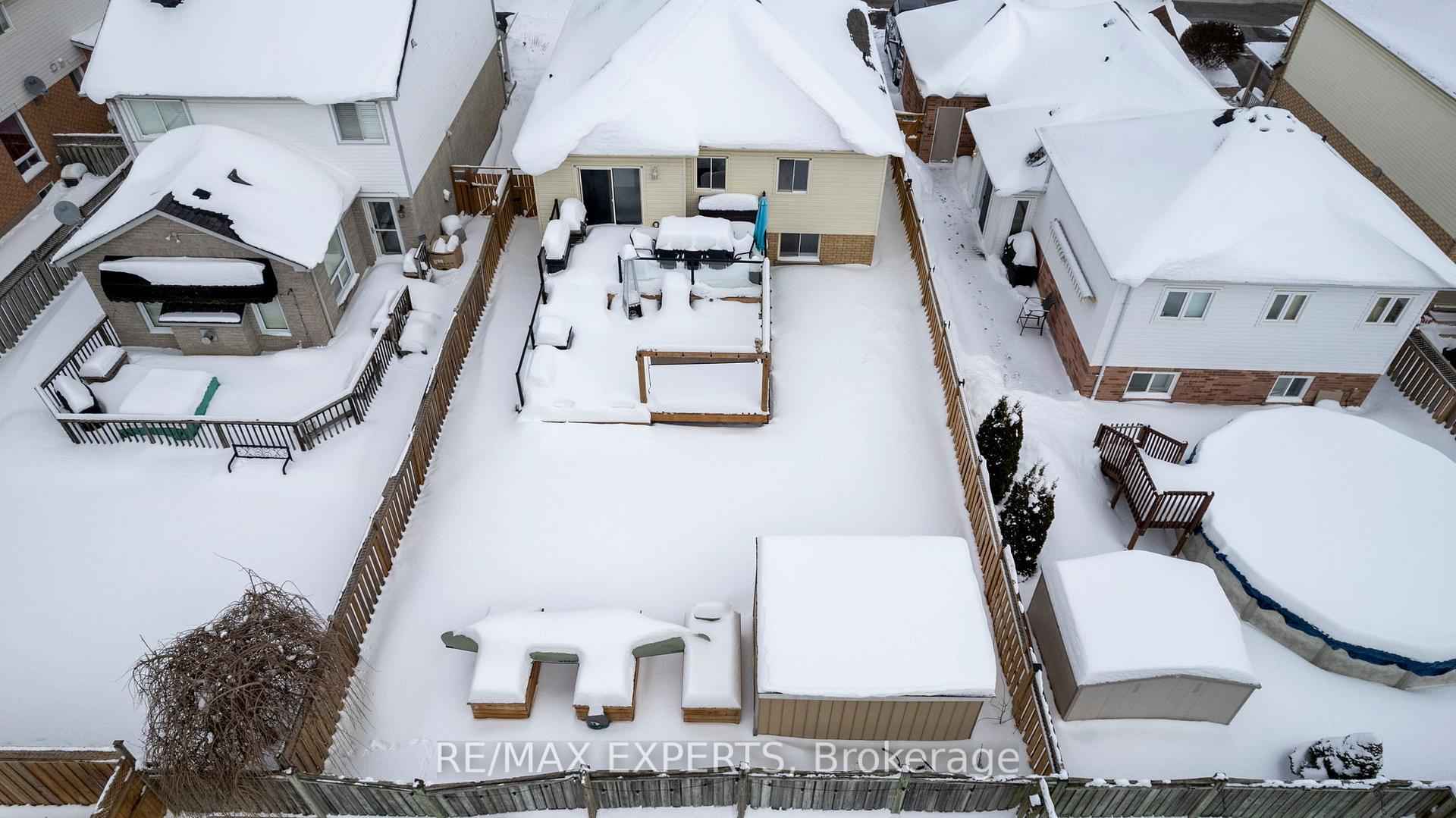 Photo 37 of 16 Bakerville Street, Whitby, Rolling Acres — HOMEH