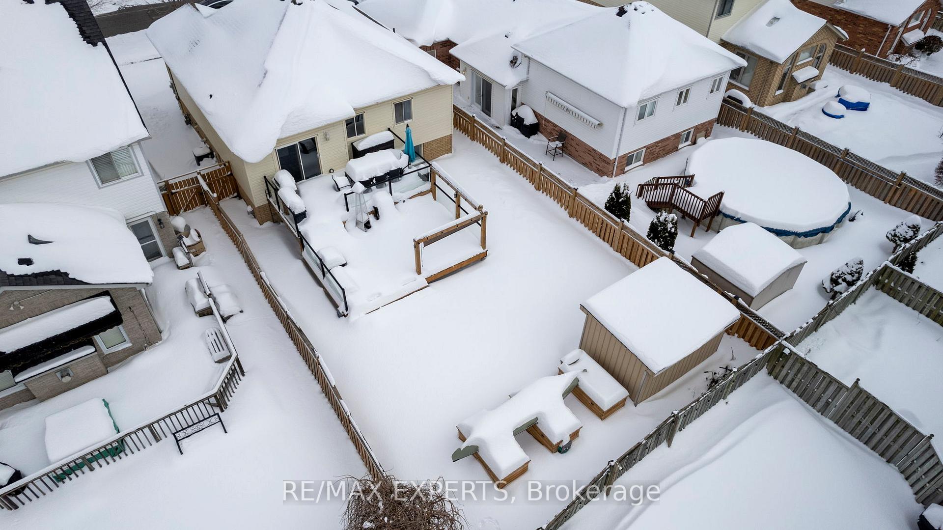 Photo 38 of 16 Bakerville Street, Whitby, Rolling Acres — HOMEH