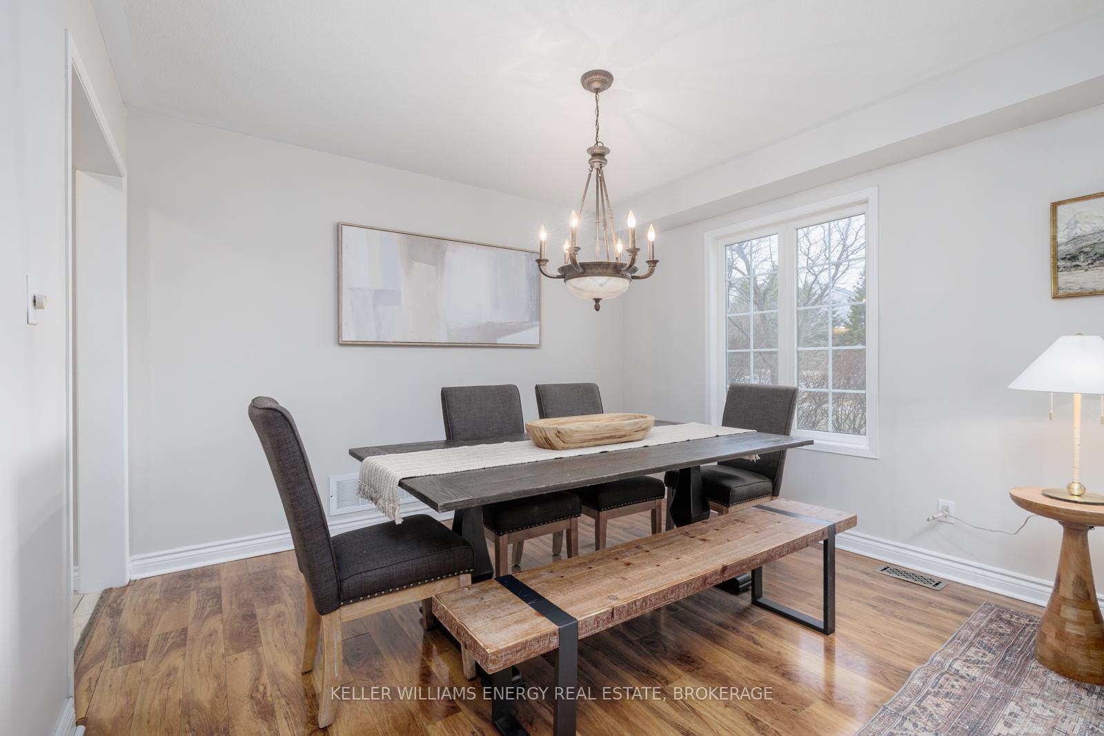Photo 7 of 1090 Loganberry Street, Oshawa, Pinecrest — HOMEH