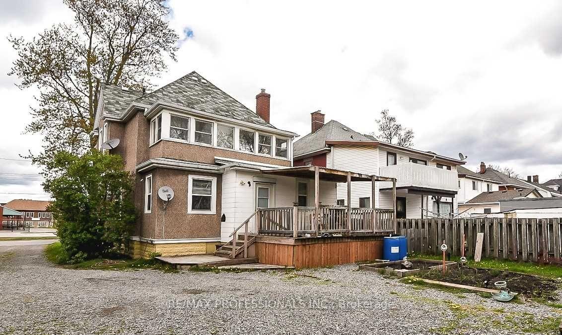 Photo 2 of 71 Young Street, Welland, Welland Downtown — HOMEH