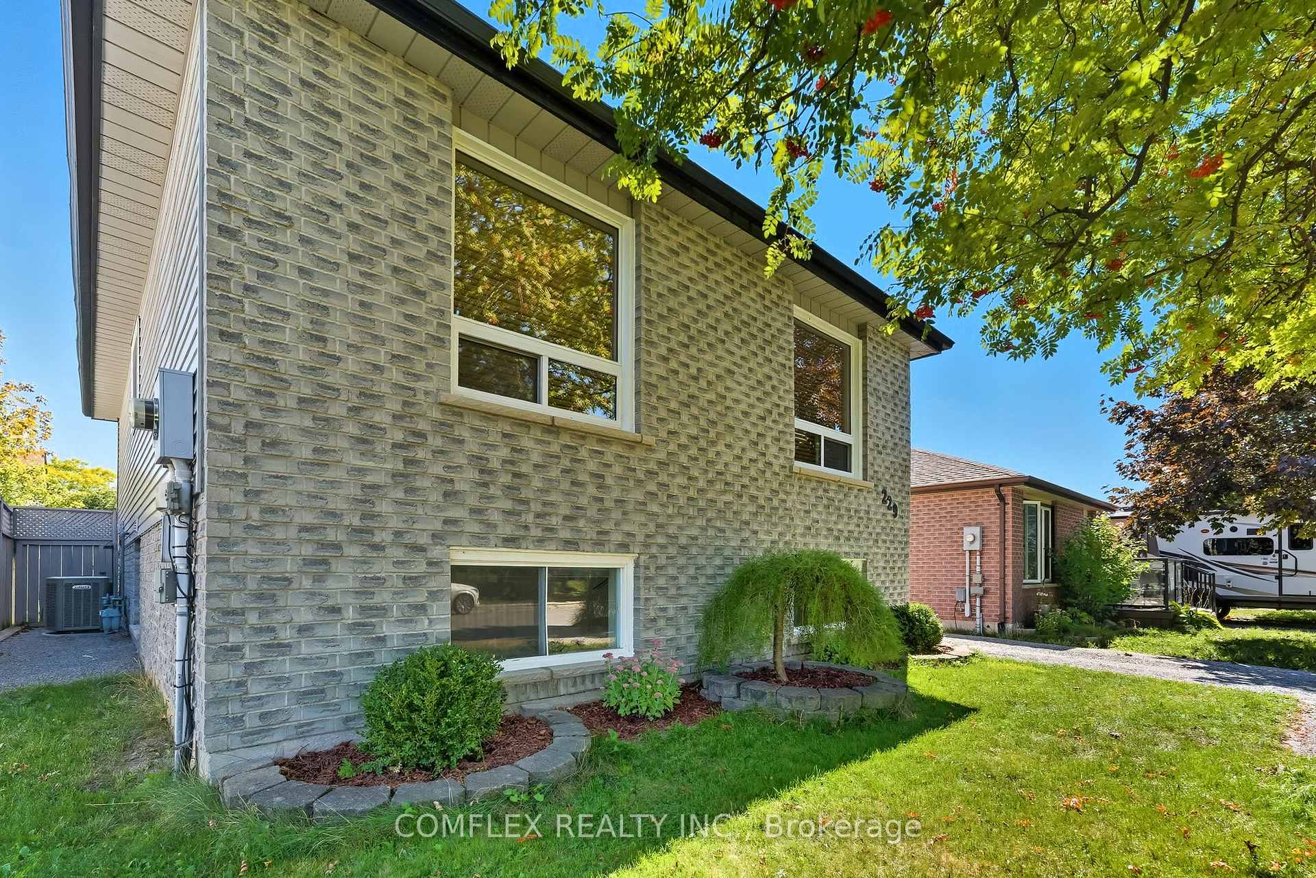 Photo 2 of 229 Middlefield Road, Peterborough, Ashburnham Ward 4 — HOMEH