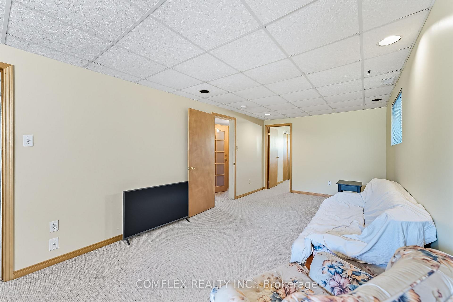 Photo 31 of 229 Middlefield Road, Peterborough, Ashburnham Ward 4 — HOMEH