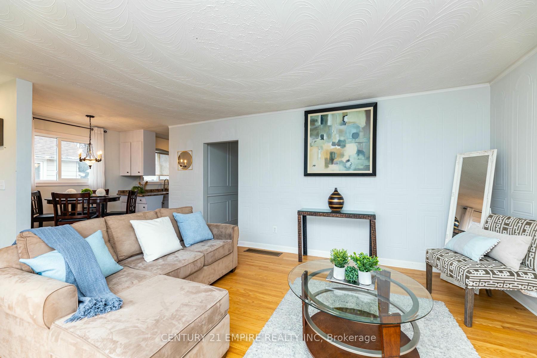 Photo 5 of 1156 Somerville Street, Oshawa, Centennial — HOMEH