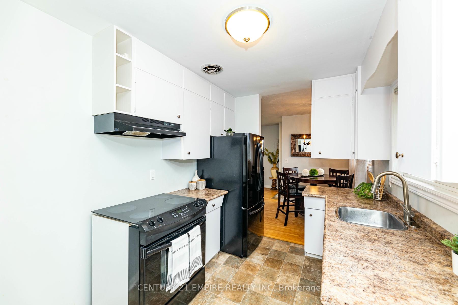 Photo 8 of 1156 Somerville Street, Oshawa, Centennial — HOMEH