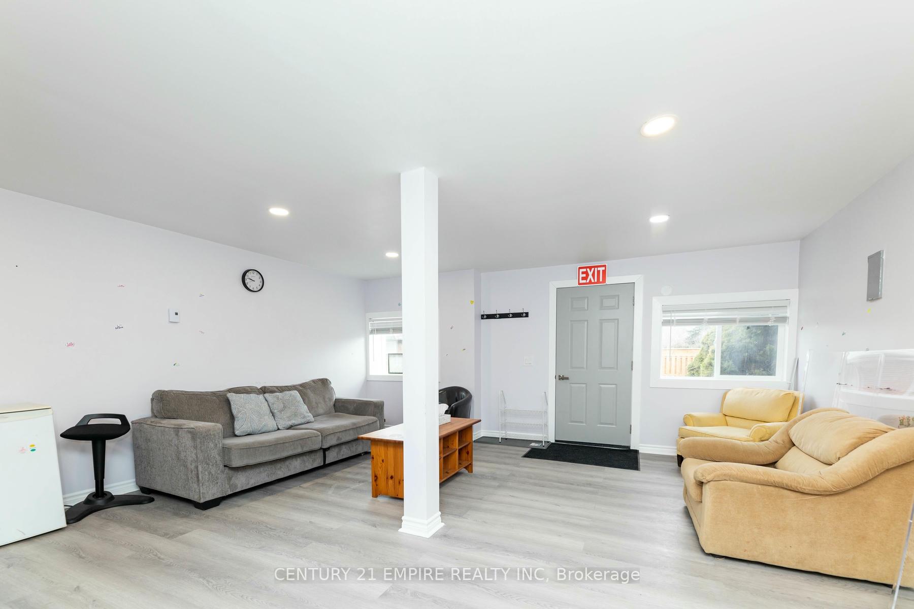 Photo 39 of 1156 Somerville Street, Oshawa, Centennial — HOMEH