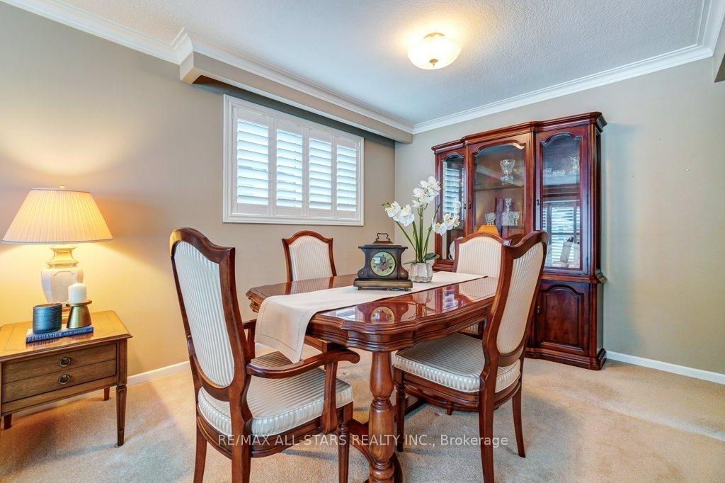 Photo 9 of 214 Bowman Avenue, Whitby, Blue Grass Meadows — HOMEH
