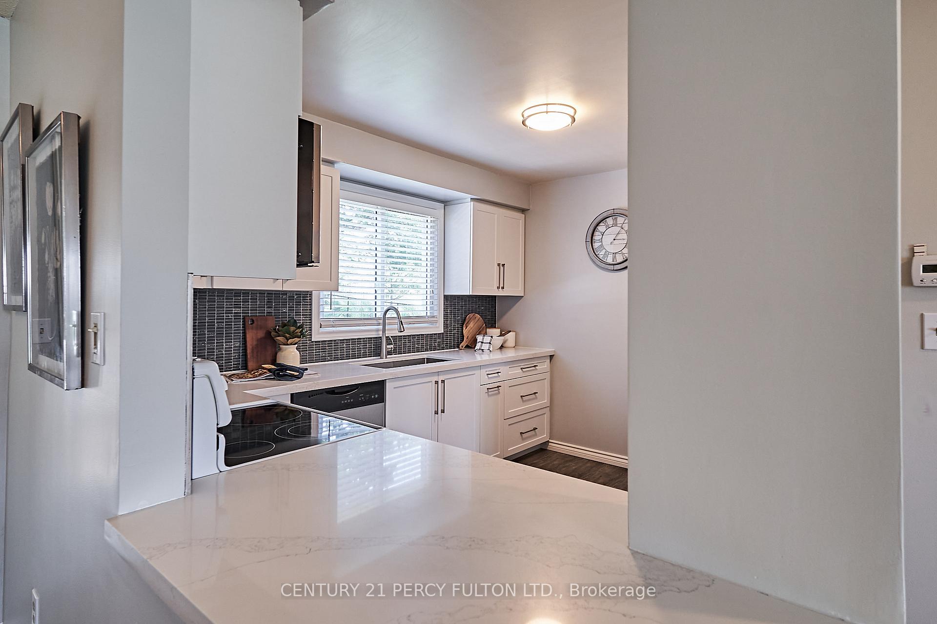 Photo 14 of 852 Copperfield Drive, Oshawa, Eastdale — HOMEH