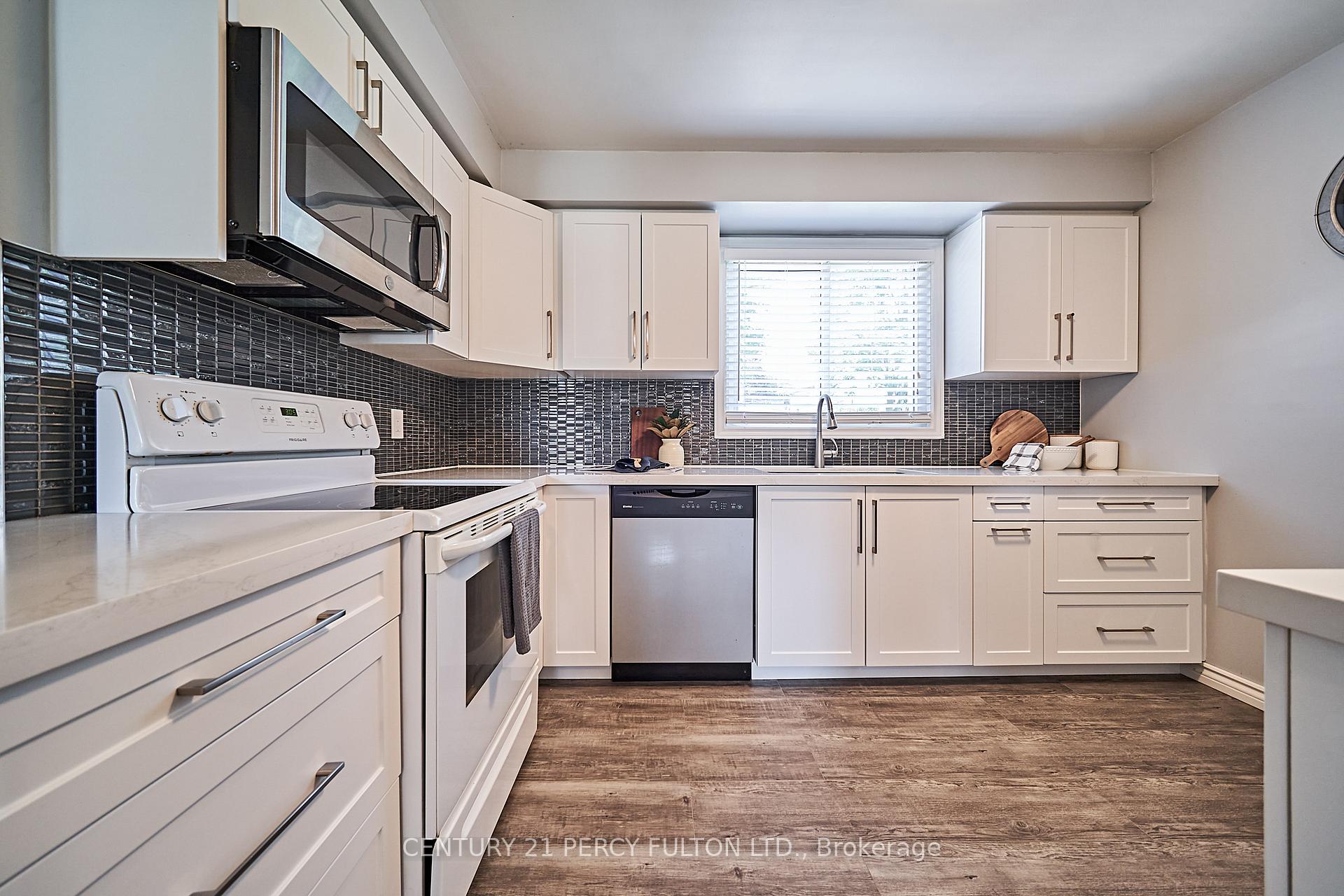 Photo 15 of 852 Copperfield Drive, Oshawa, Eastdale — HOMEH