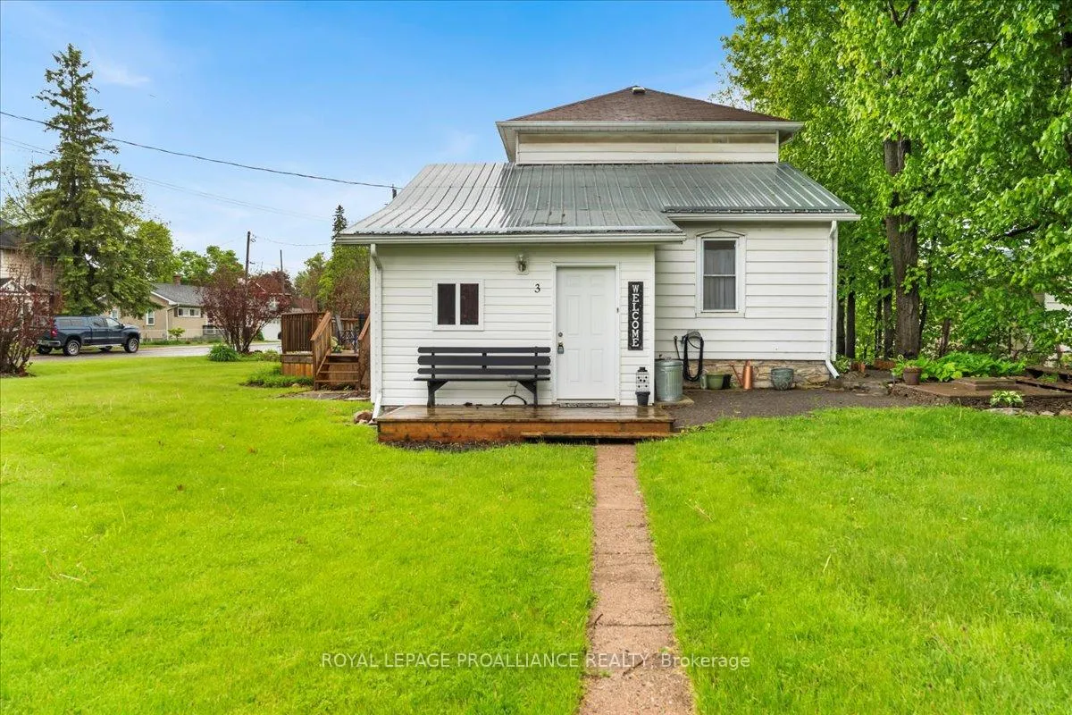 Photo 4 of 3 Colborne Street, Tweed, Tweed (Village) — HOMEH