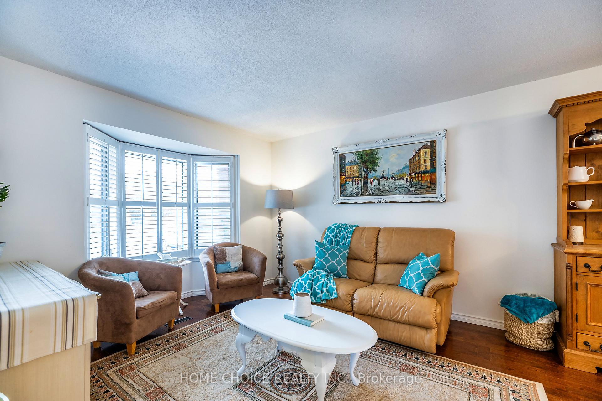 Photo 16 of 38 Canadian Oaks Drive, Whitby, Blue Grass Meadows — HOMEH
