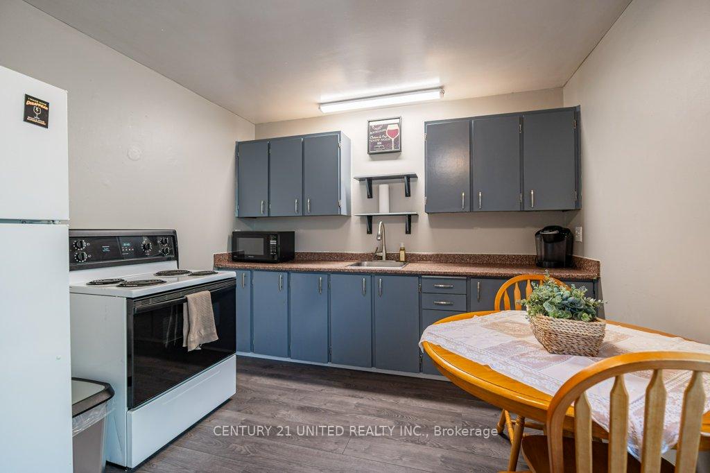 Photo 7 of Unit 11, 610 George Street N, Peterborough, Town Ward 3 — HOMEH