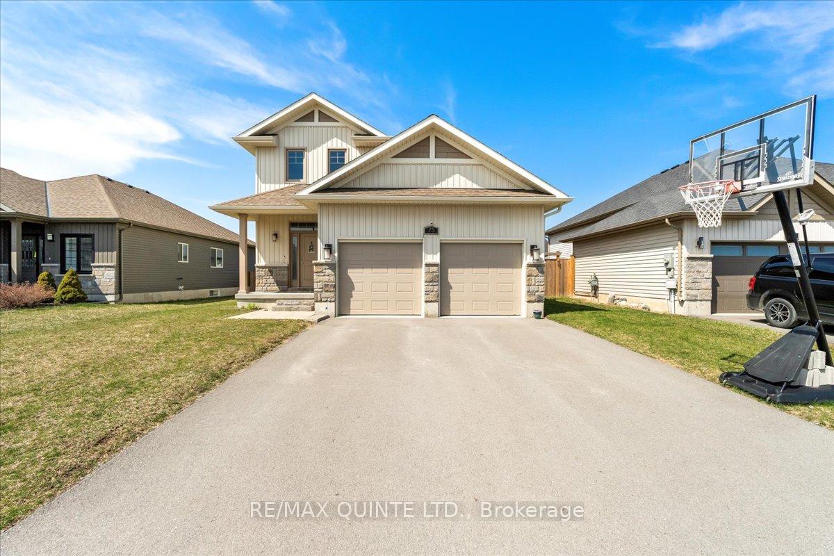 Photo 1 of 75 Glenview Crescent, Belleville, Belleville Ward — HOMEH