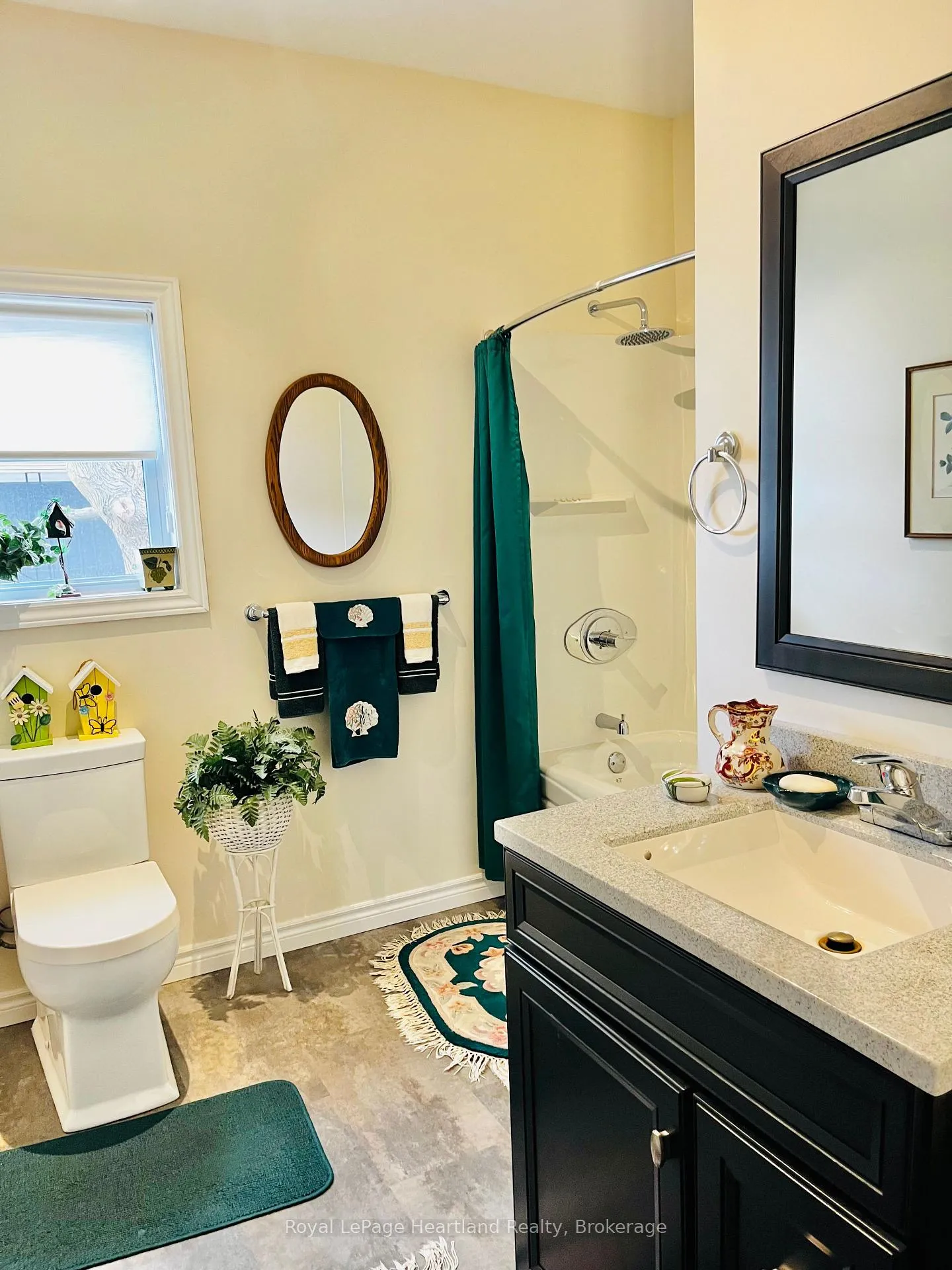Photo 15 of 9 Velma Street, Strathroy-Caradoc, SW — HOMEH