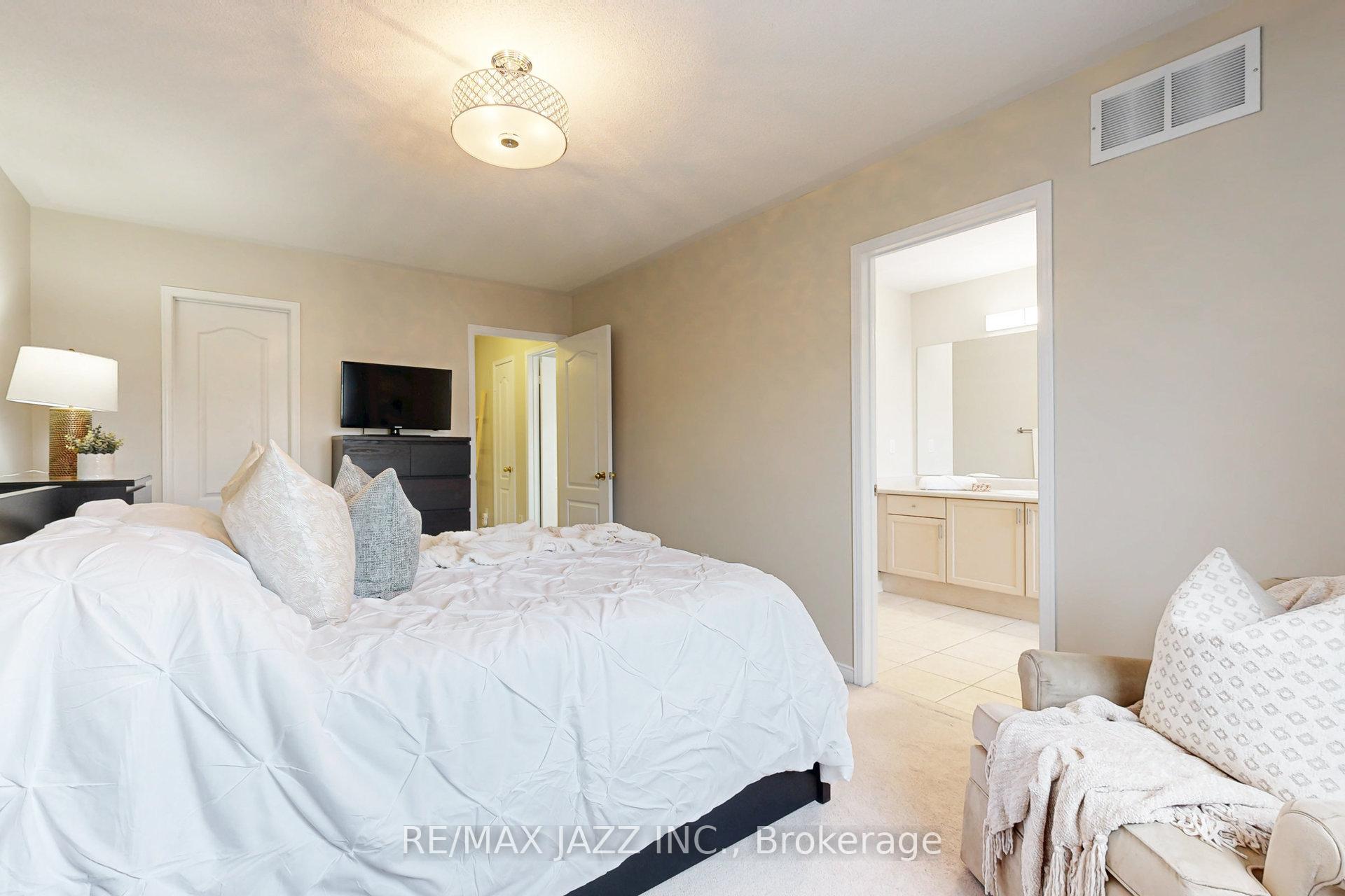 Photo 24 of 47 Macmillan Avenue, Whitby, Pringle Creek — HOMEH