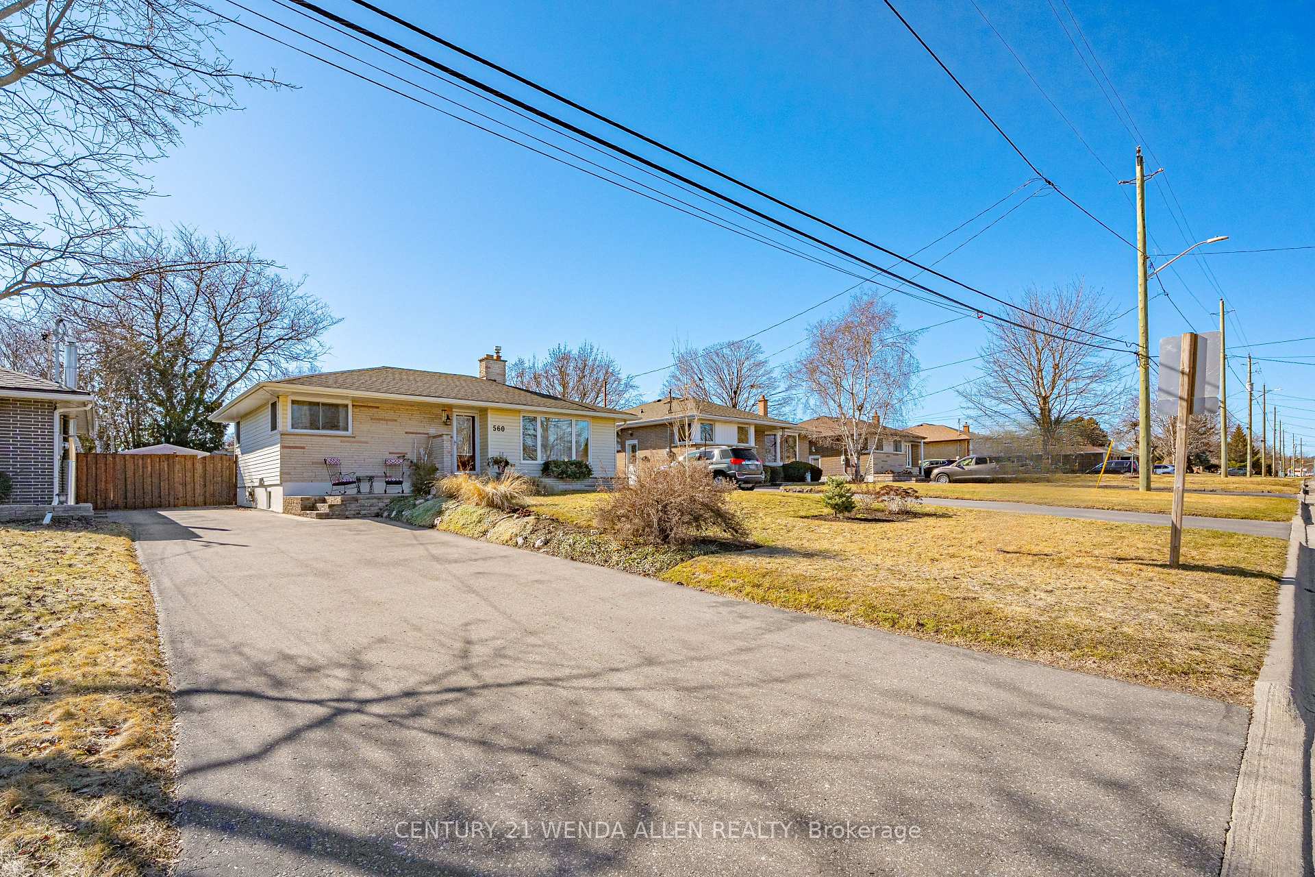 Photo 1 of 560 Central Park Boulevard N, Oshawa, O'Neill — HOMEH