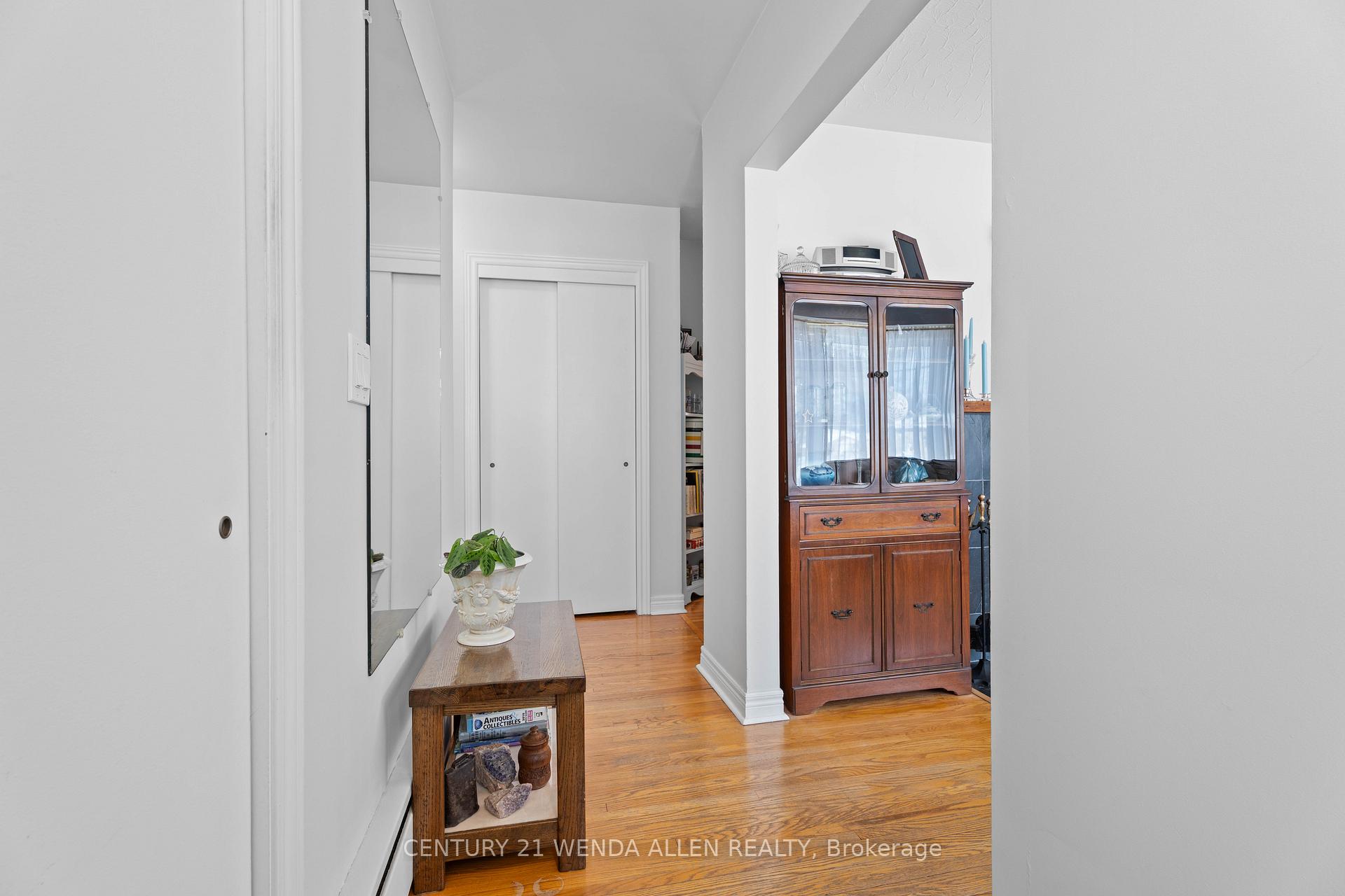 Photo 6 of 560 Central Park Boulevard N, Oshawa, O'Neill — HOMEH