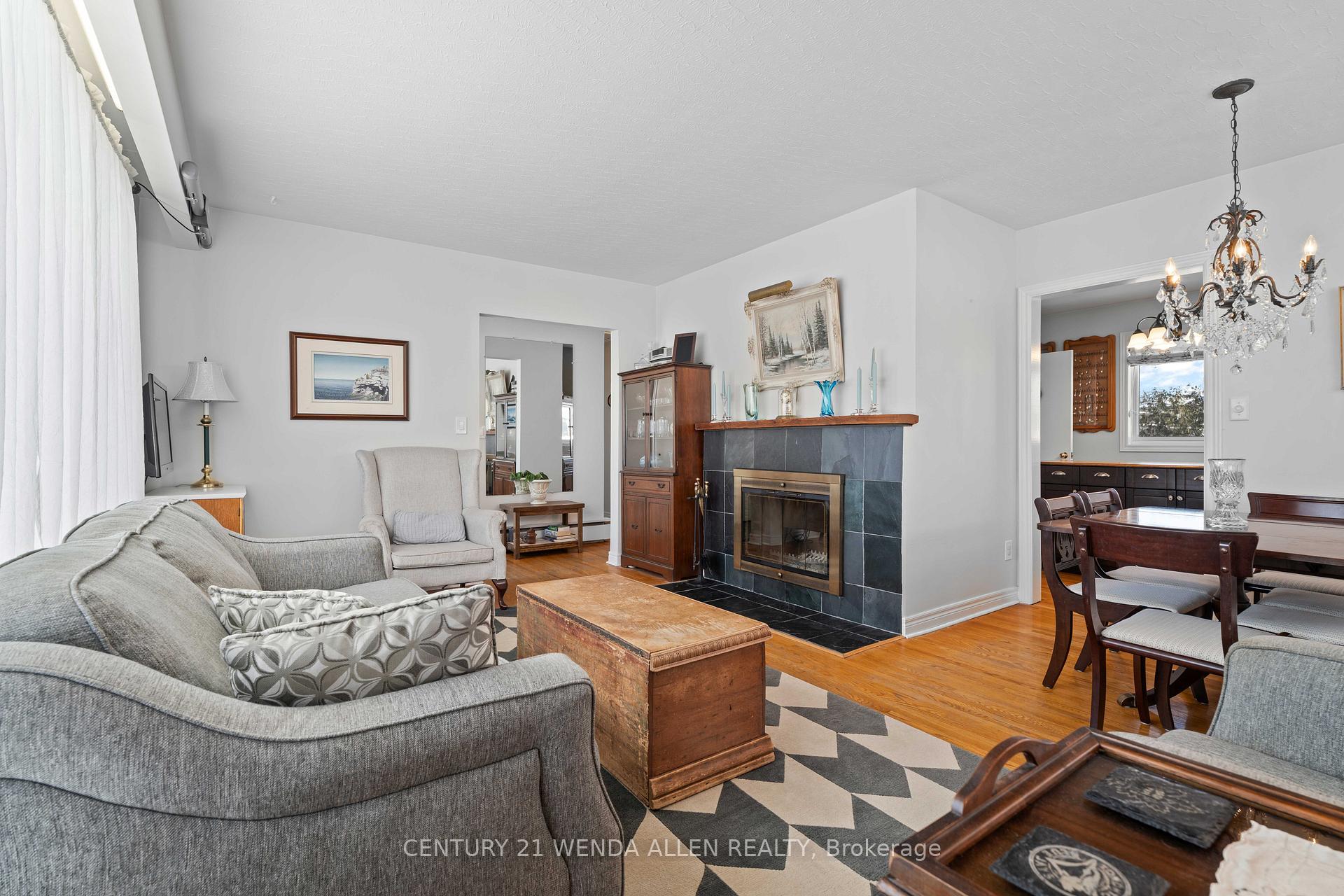 Photo 8 of 560 Central Park Boulevard N, Oshawa, O'Neill — HOMEH