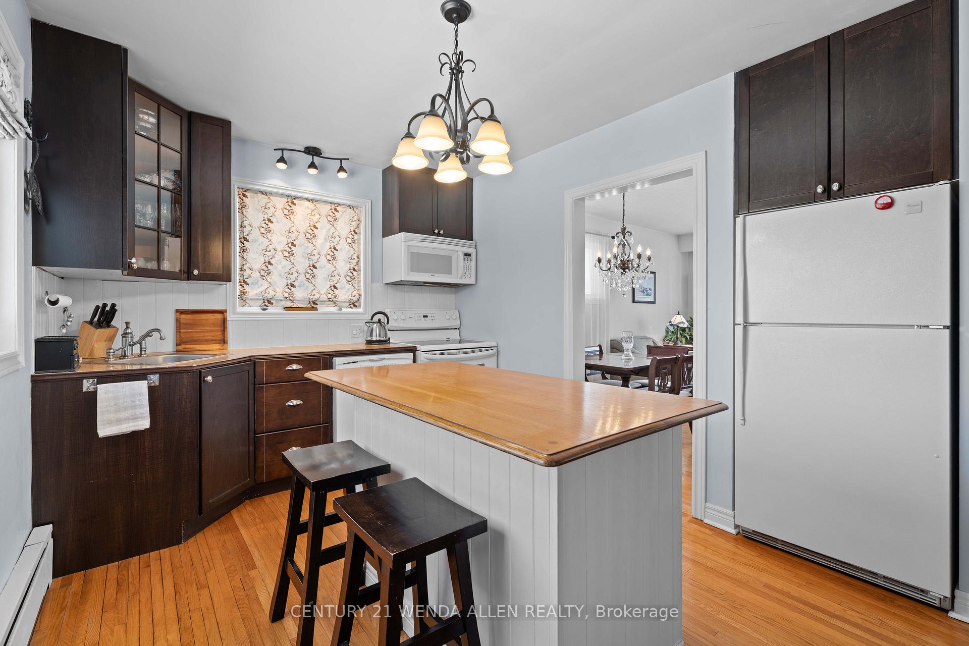 Photo 16 of 560 Central Park Boulevard N, Oshawa, O'Neill — HOMEH