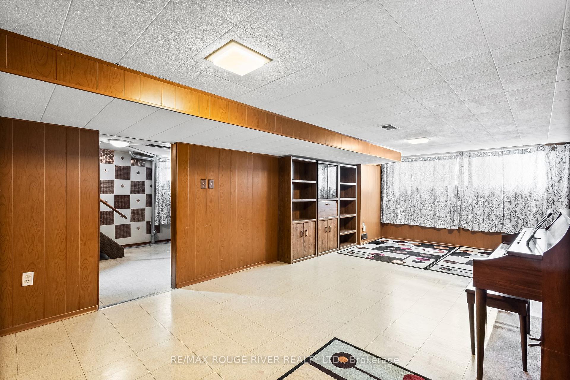 Photo 23 of 456 Miller Avenue, Oshawa, McLaughlin — HOMEH