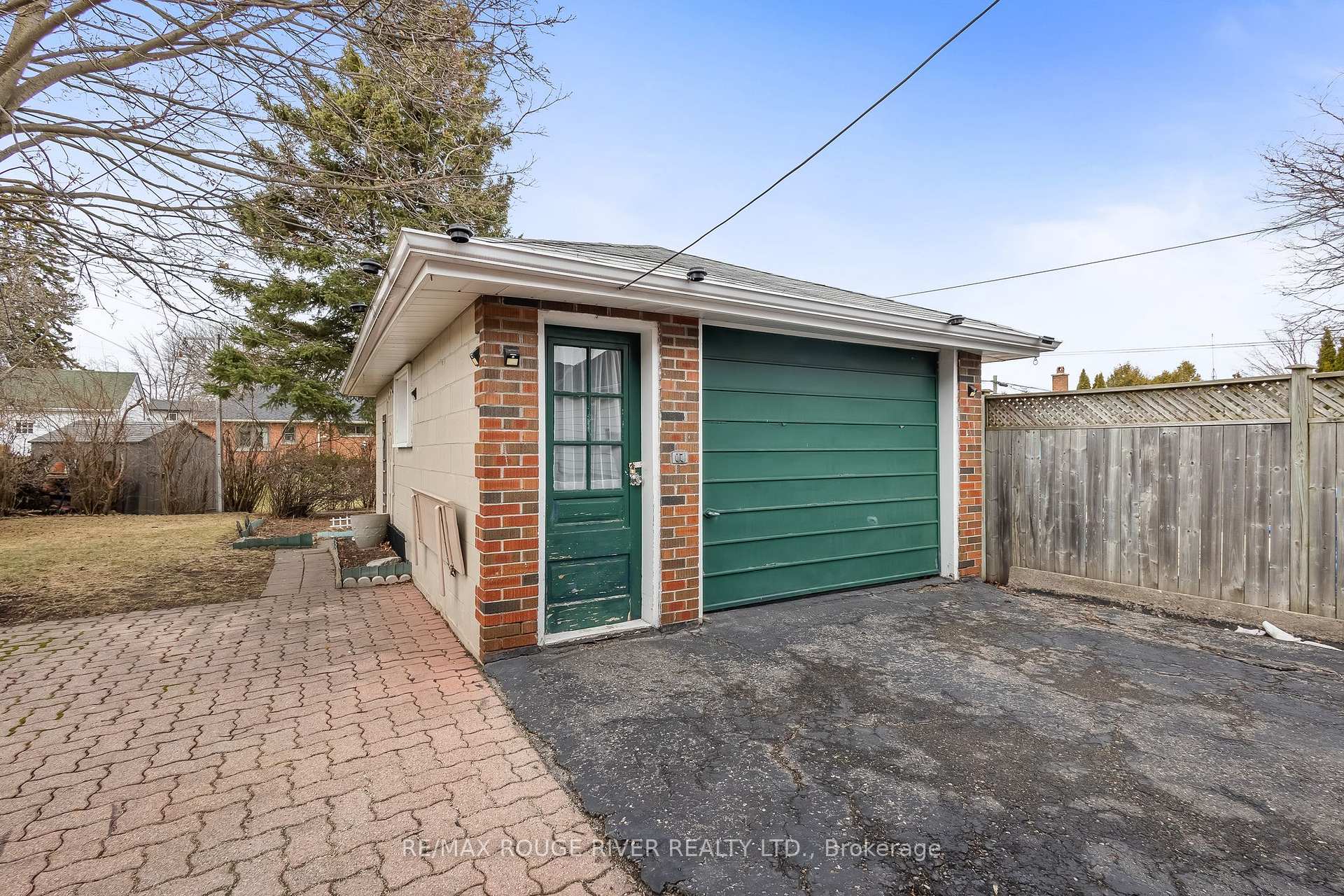 Photo 31 of 456 Miller Avenue, Oshawa, McLaughlin — HOMEH