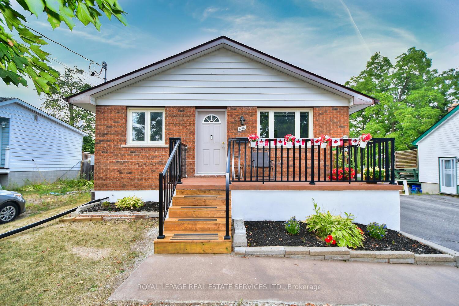 Front of 636 Frank Street