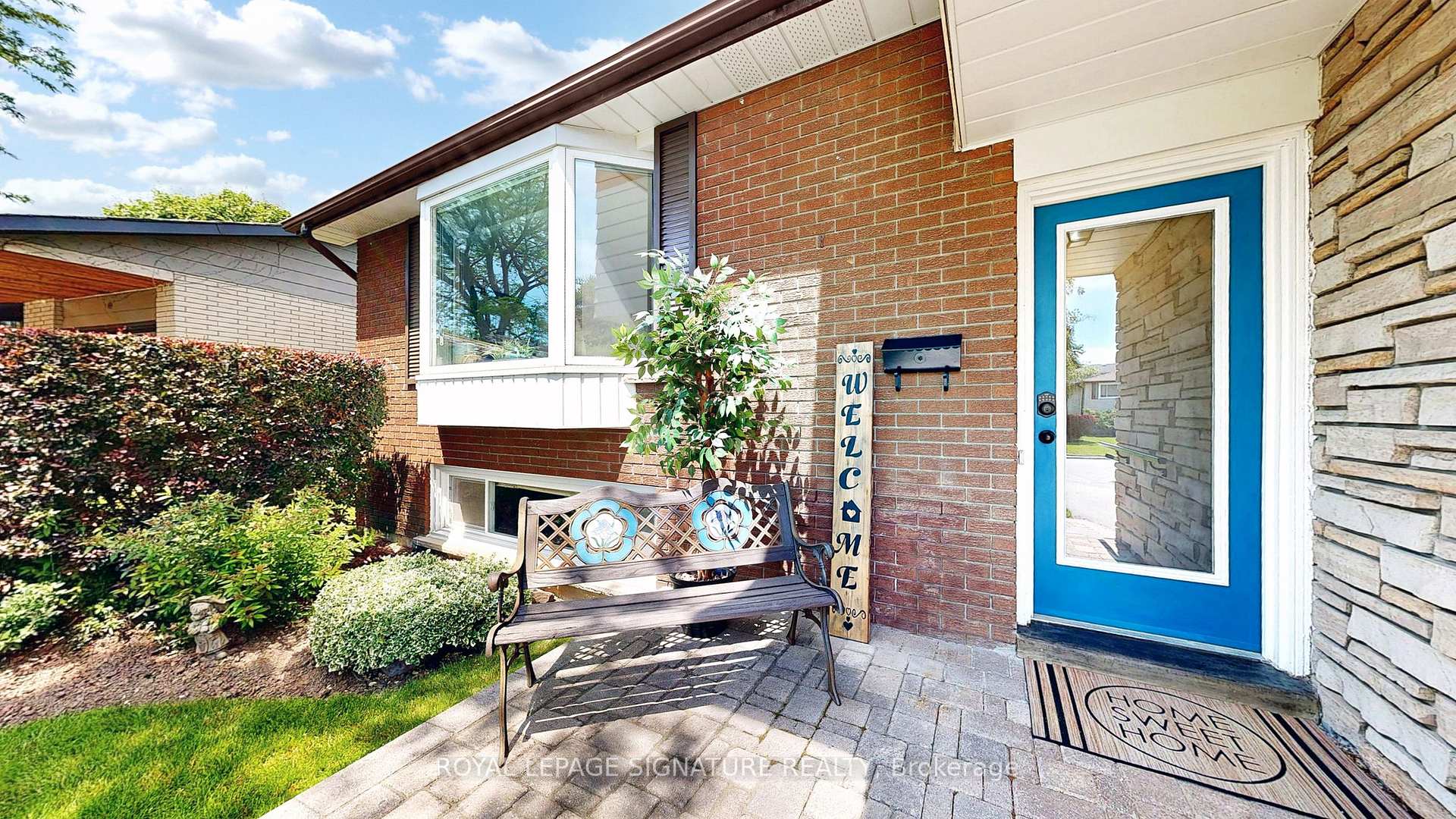 Photo 14 of 10 O'Dell Court, Ajax, South East — HOMEH