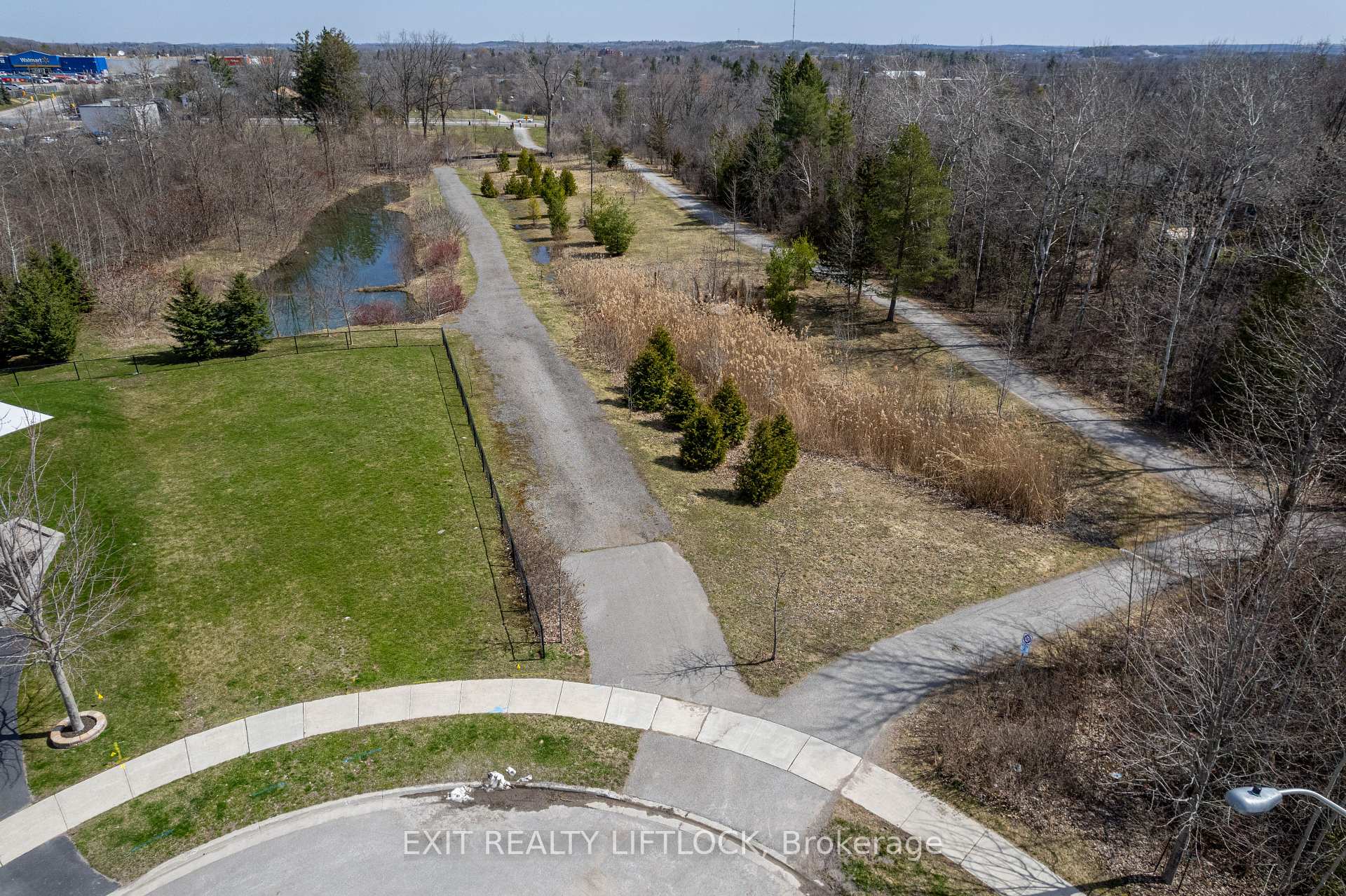 Photo 2 of 418 Raymond Street, Peterborough, Northcrest Ward 5 — HOMEH