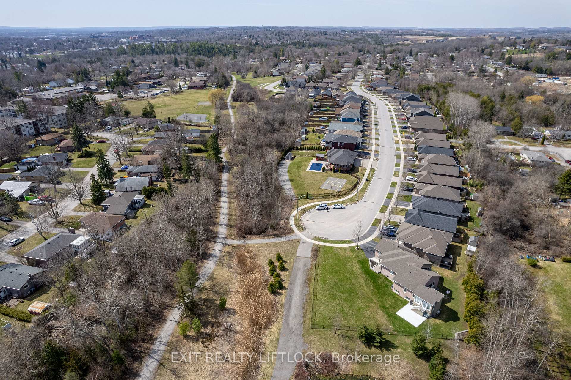 Photo 6 of 418 Raymond Street, Peterborough, Northcrest Ward 5 — HOMEH