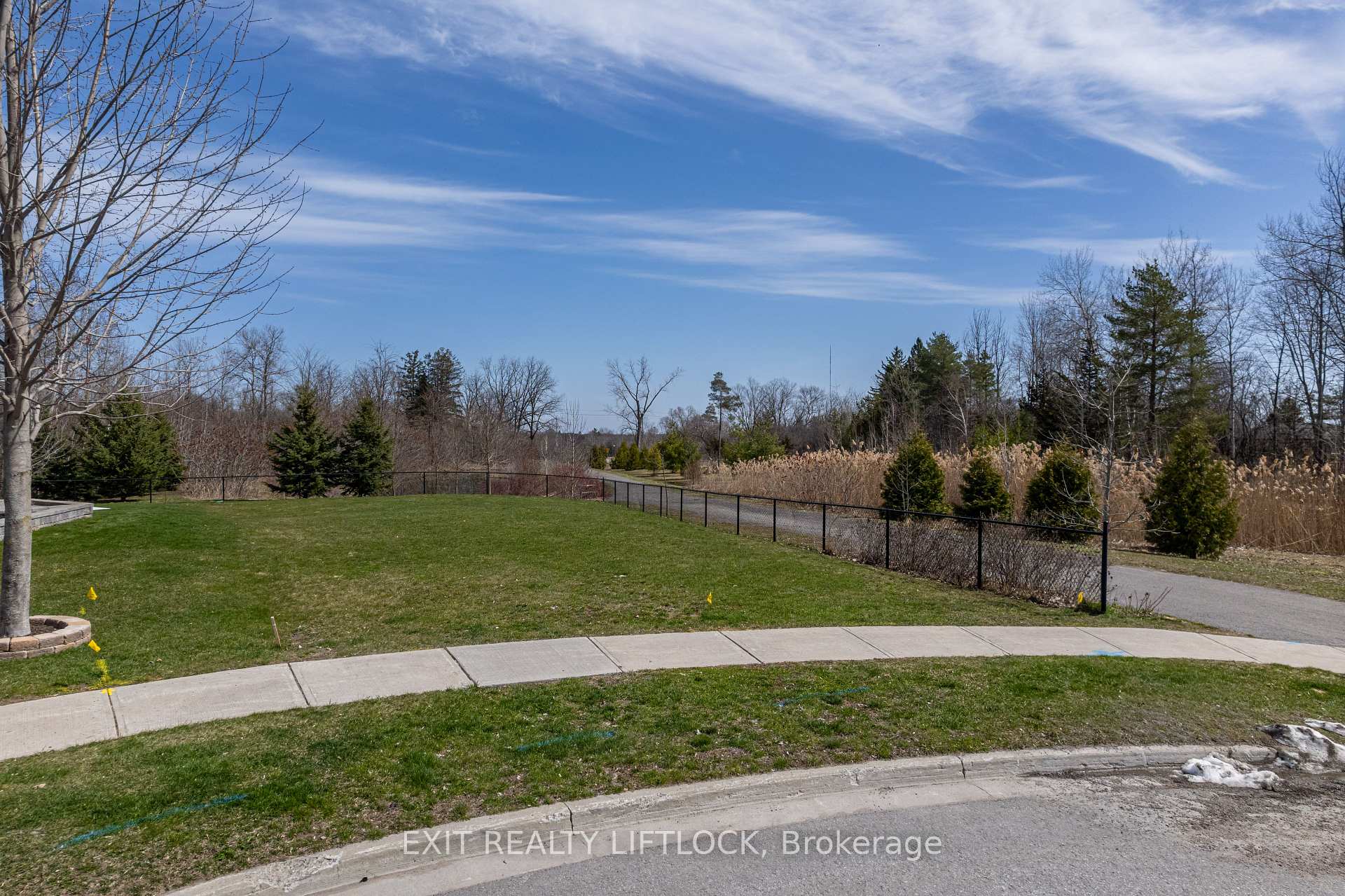 Photo 9 of 418 Raymond Street, Peterborough, Northcrest Ward 5 — HOMEH