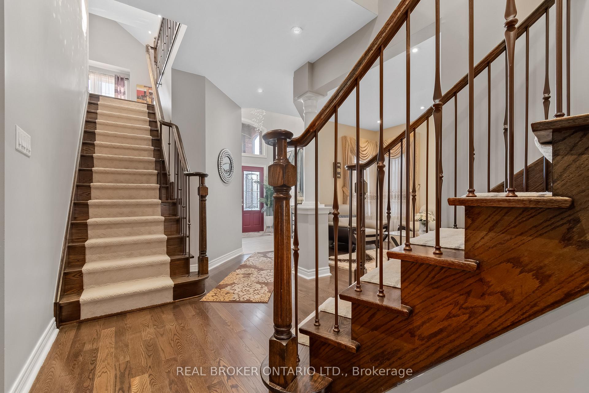 Photo 7 of 1318 Harlstone Crescent, Oshawa, Taunton — HOMEH