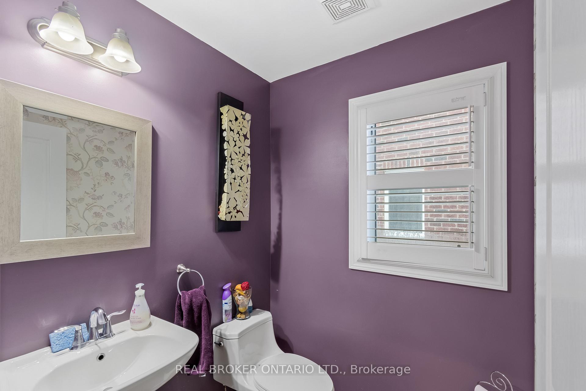 Photo 20 of 1318 Harlstone Crescent, Oshawa, Taunton — HOMEH
