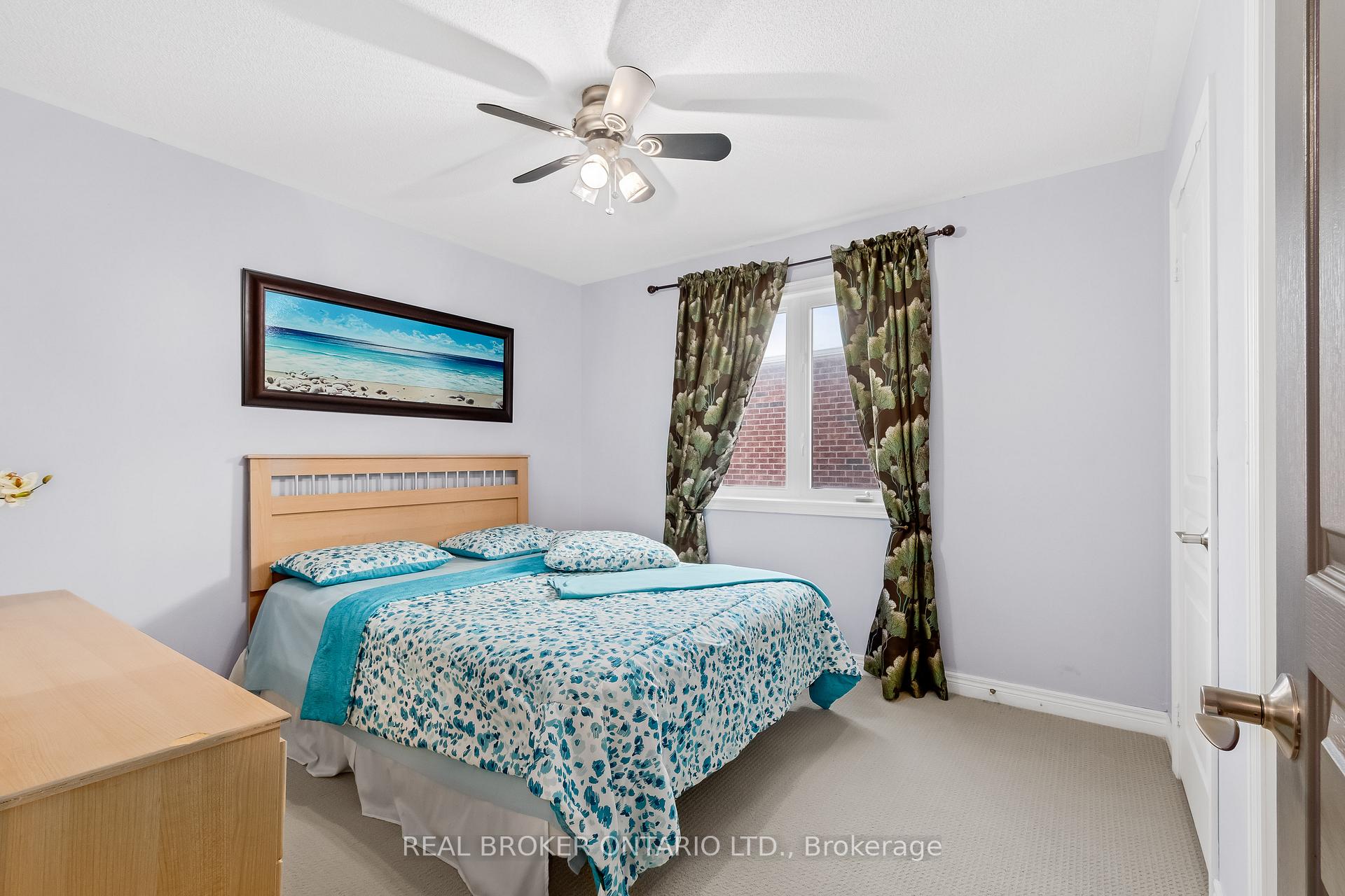 Photo 23 of 1318 Harlstone Crescent, Oshawa, Taunton — HOMEH