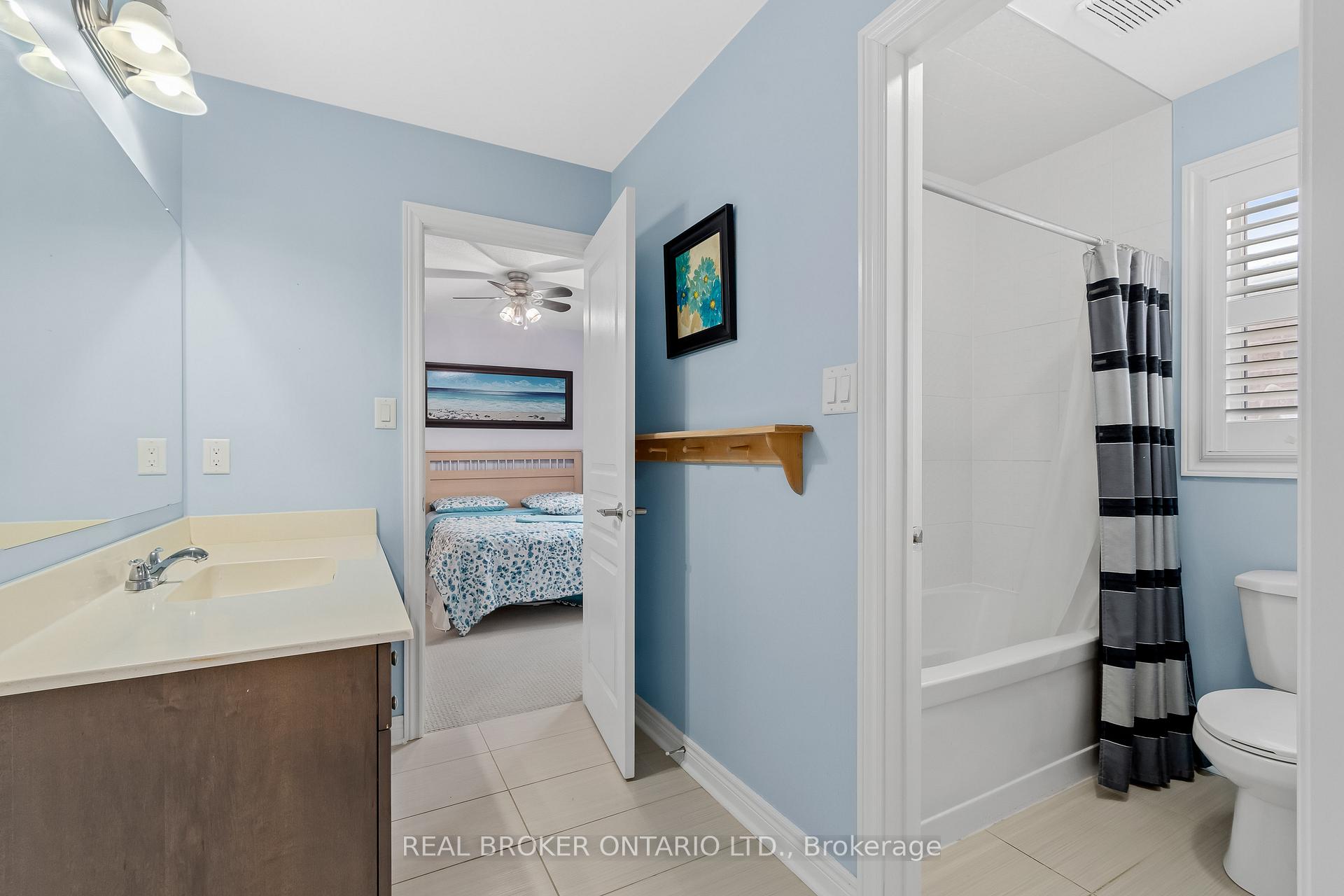 Photo 24 of 1318 Harlstone Crescent, Oshawa, Taunton — HOMEH