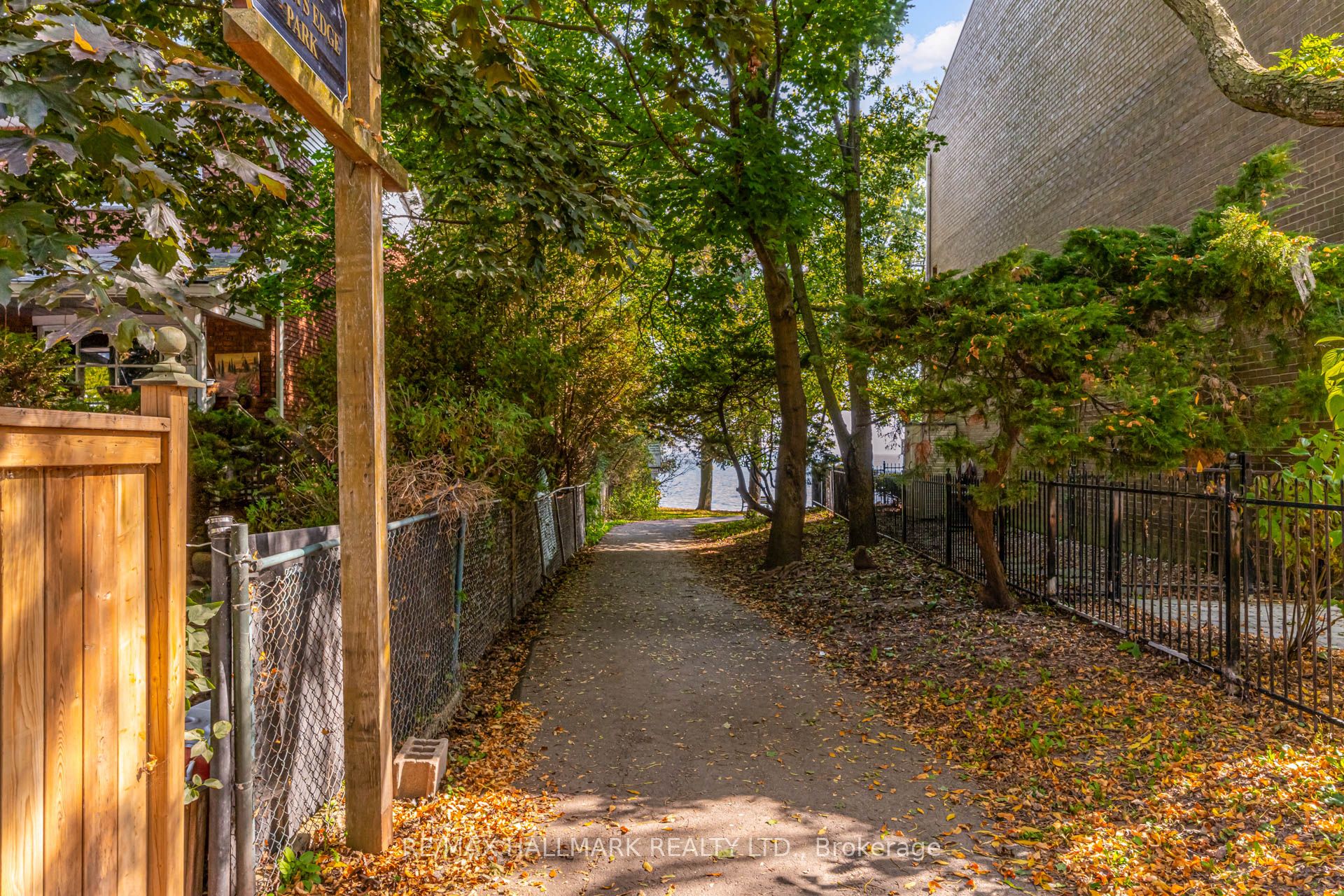Photo 78 of 2033 Water's Edge Drive, Oakville, Bronte — HOMEH