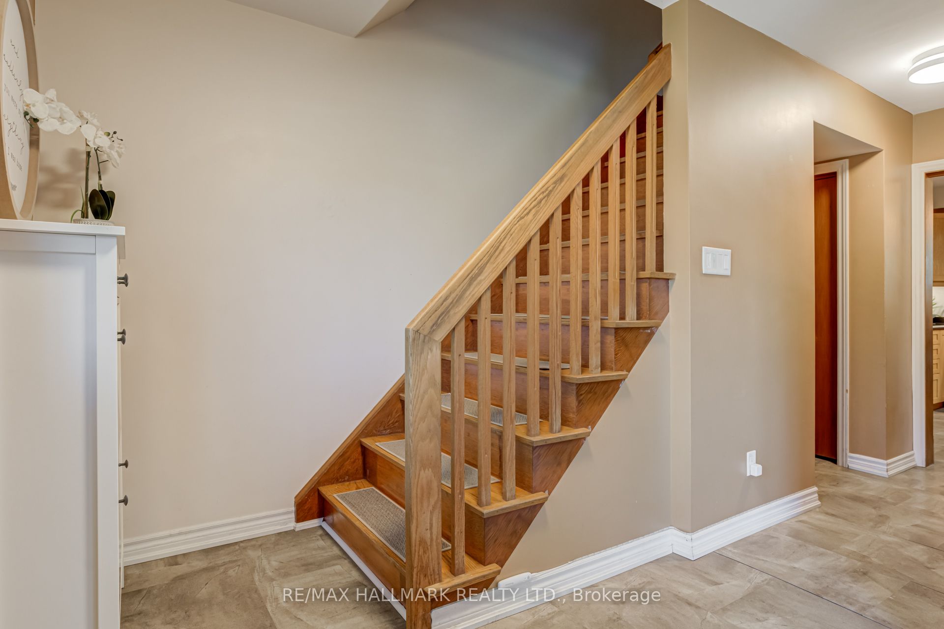 Photo 59 of 2033 Water's Edge Drive, Oakville, Bronte — HOMEH