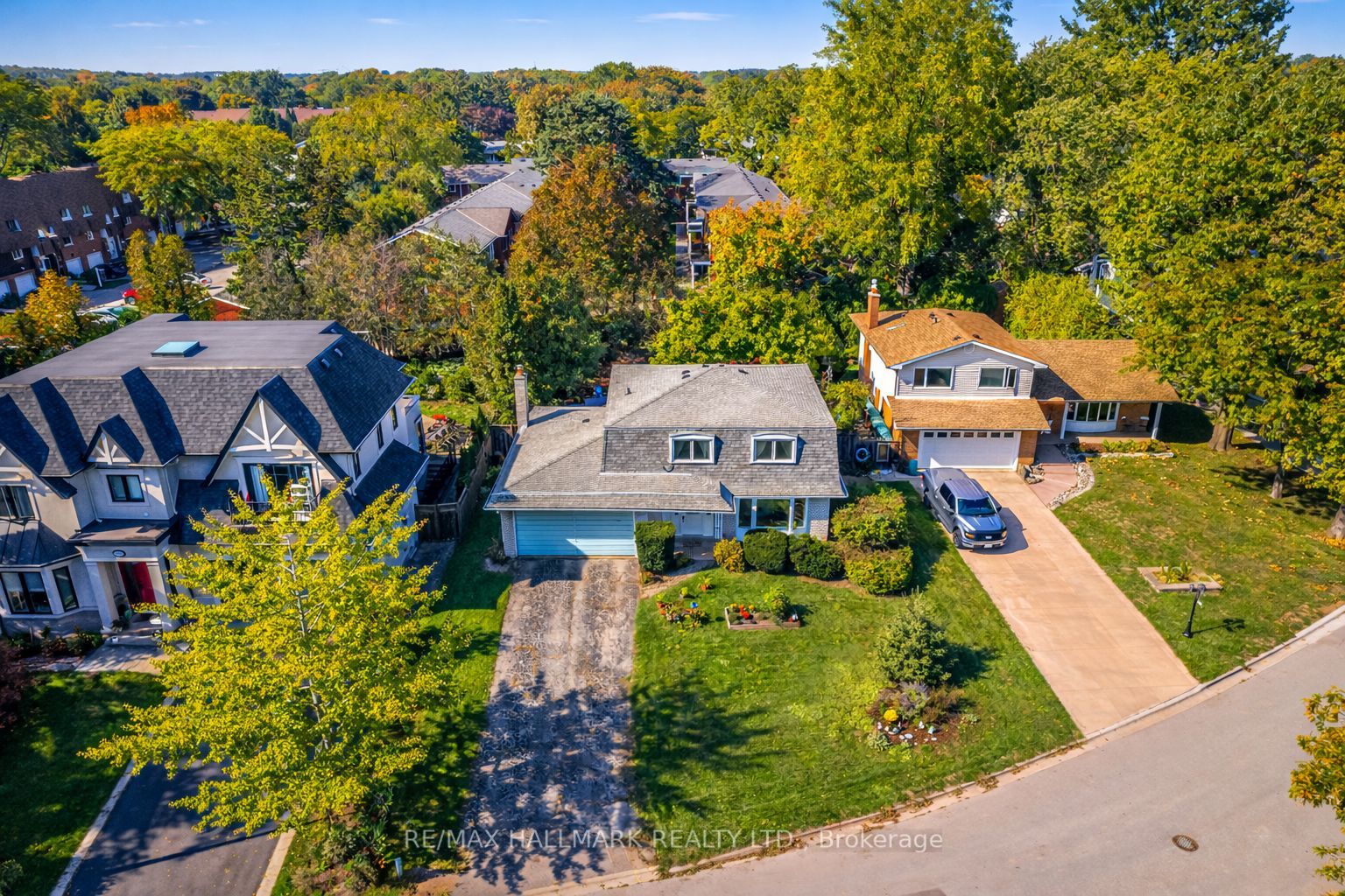 Photo 44 of 2033 Water's Edge Drive, Oakville, Bronte — HOMEH